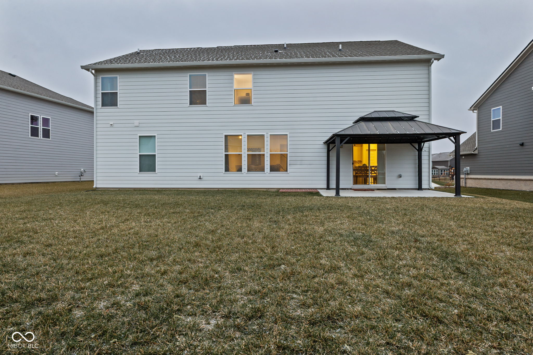 1046 Elmwood Lane