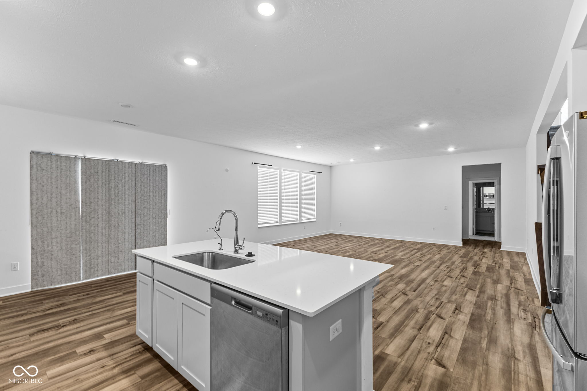 1046 Elmwood Lane