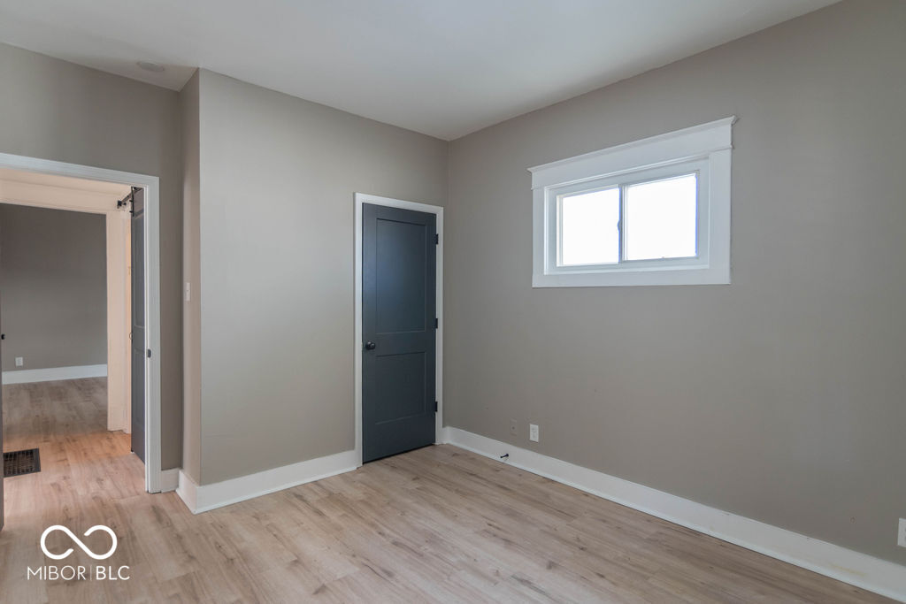 154 S 4th Avenue