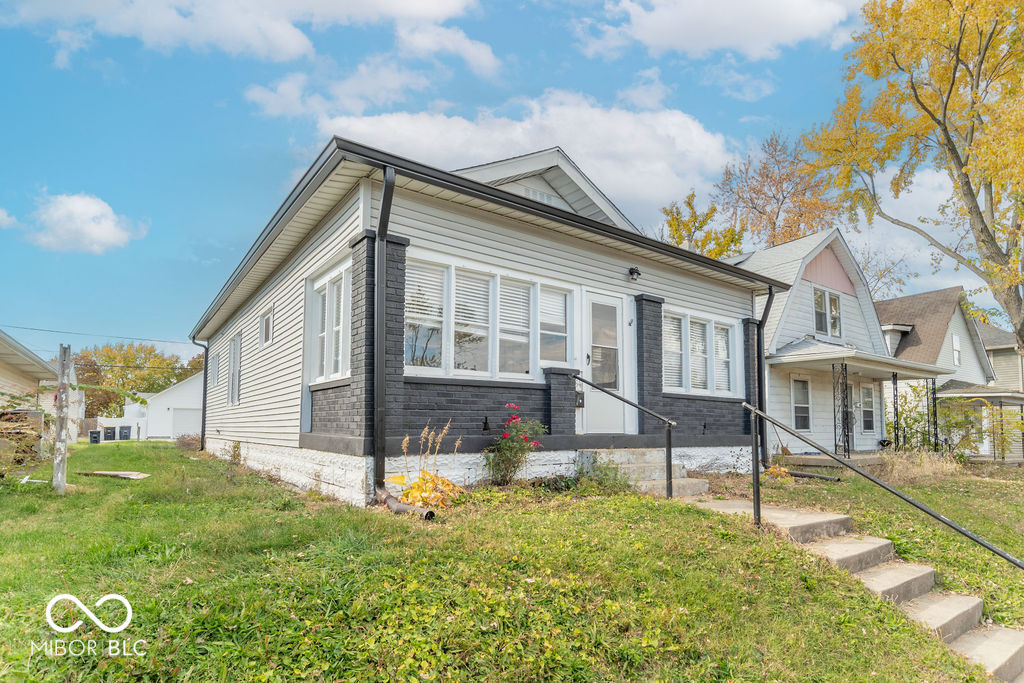 154 S 4th Avenue