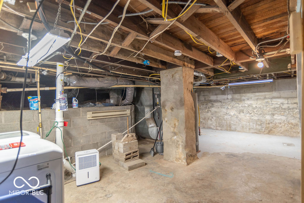 154 S 4th Avenue