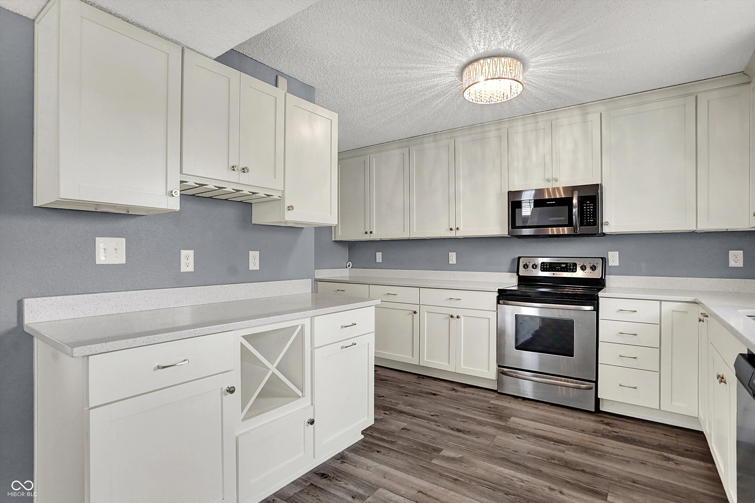 6403 Colonnade Court