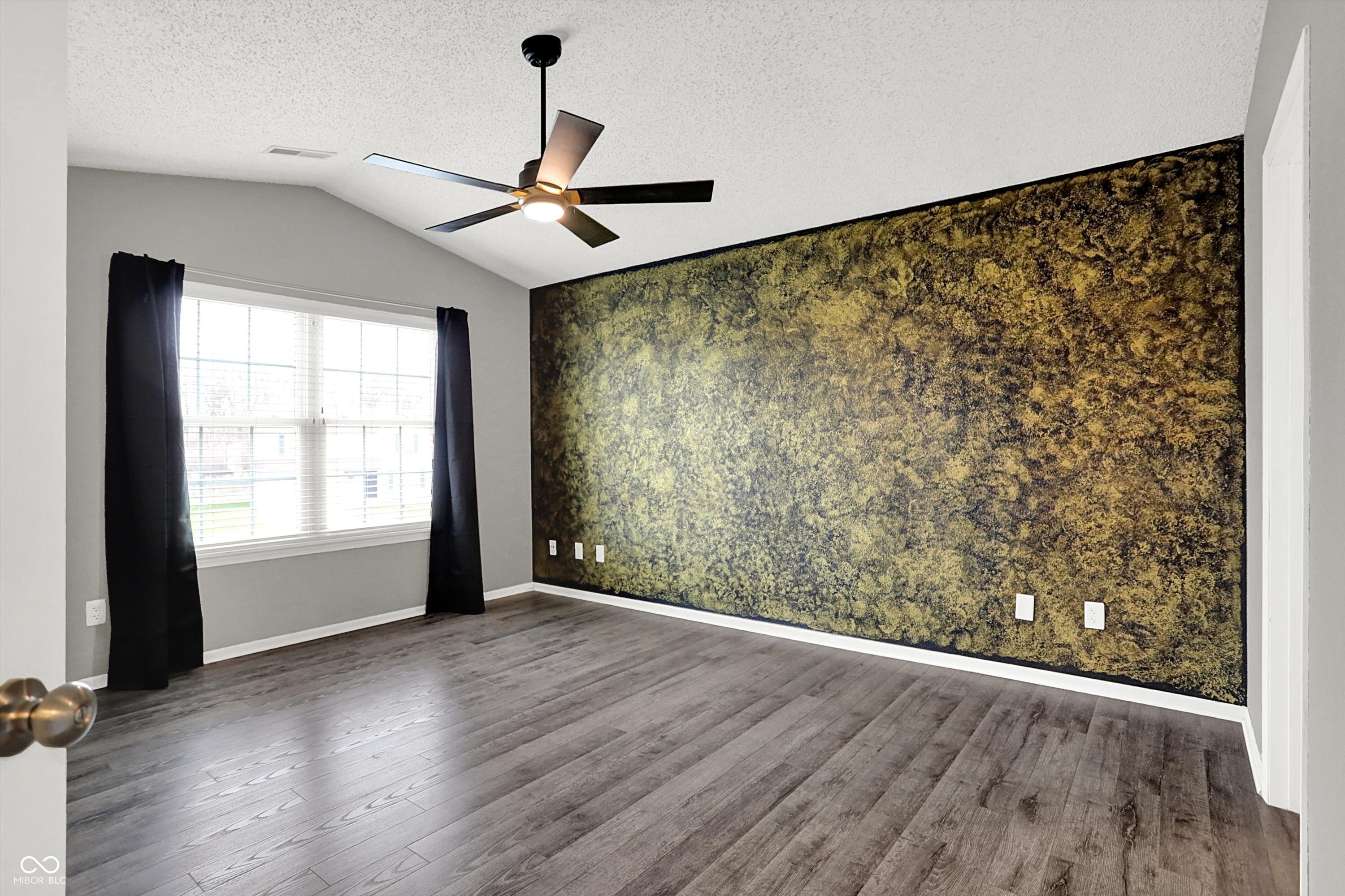 6403 Colonnade Court