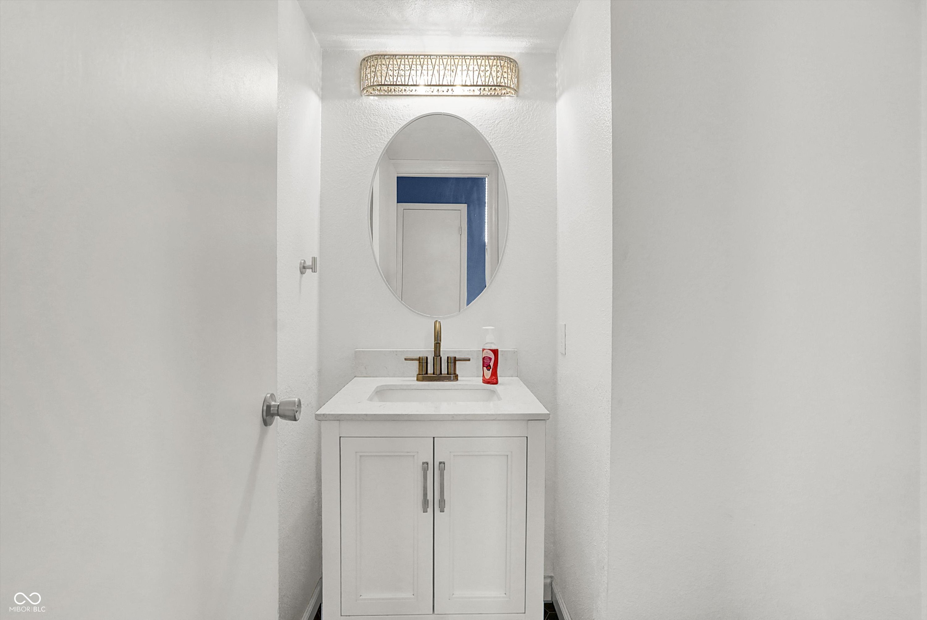6403 Colonnade Court