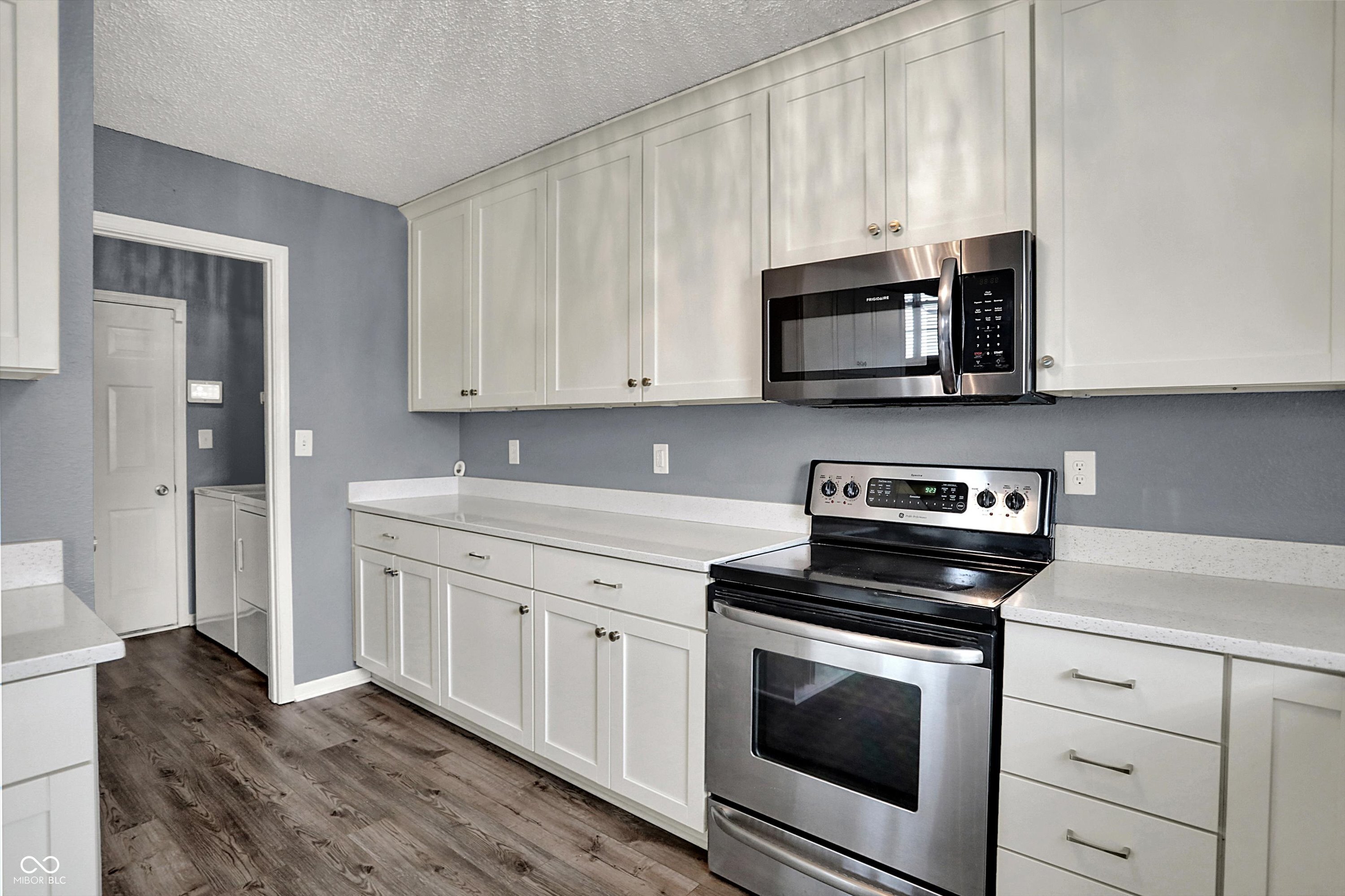 6403 Colonnade Court