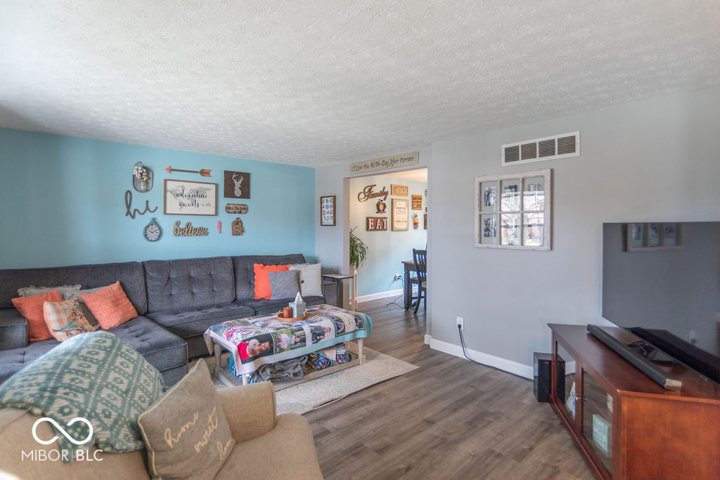 5319 Honey Manor Drive