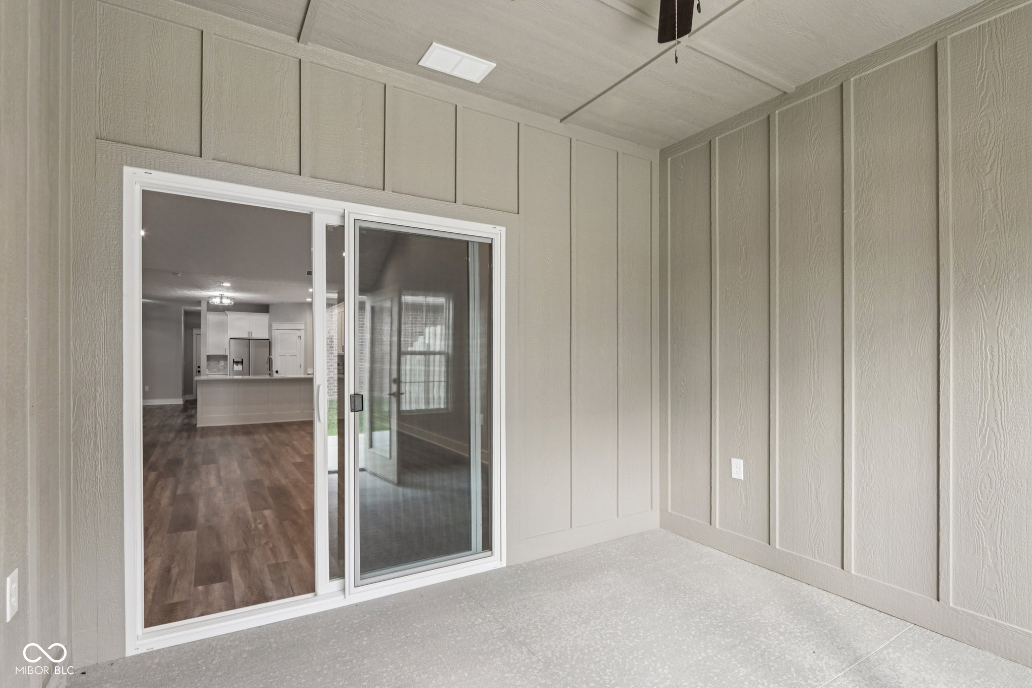 2843 Grandview Lane