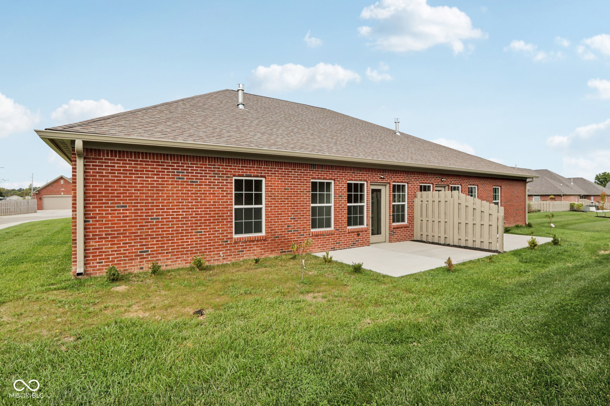 2843 Grandview Lane