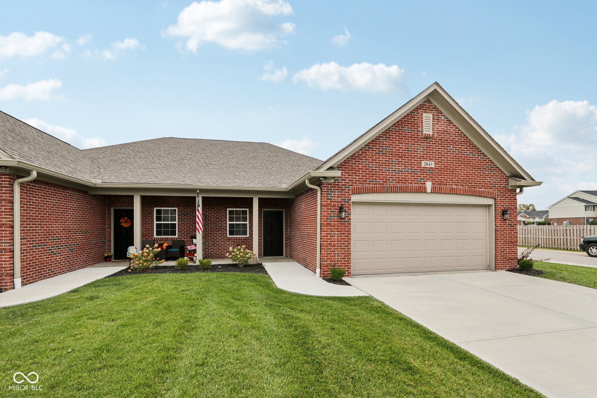 2843 Grandview Lane