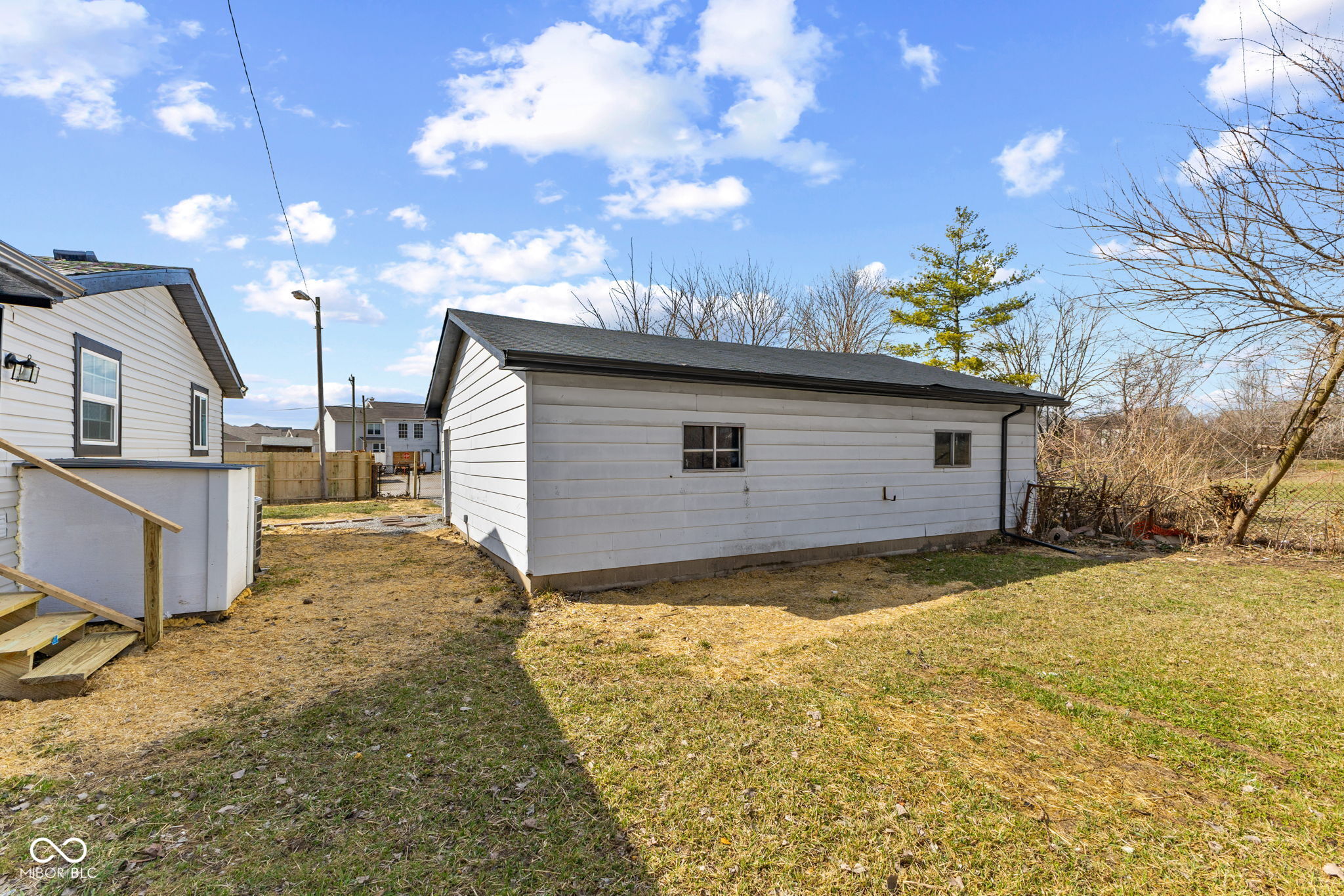 4533 Gordon Drive