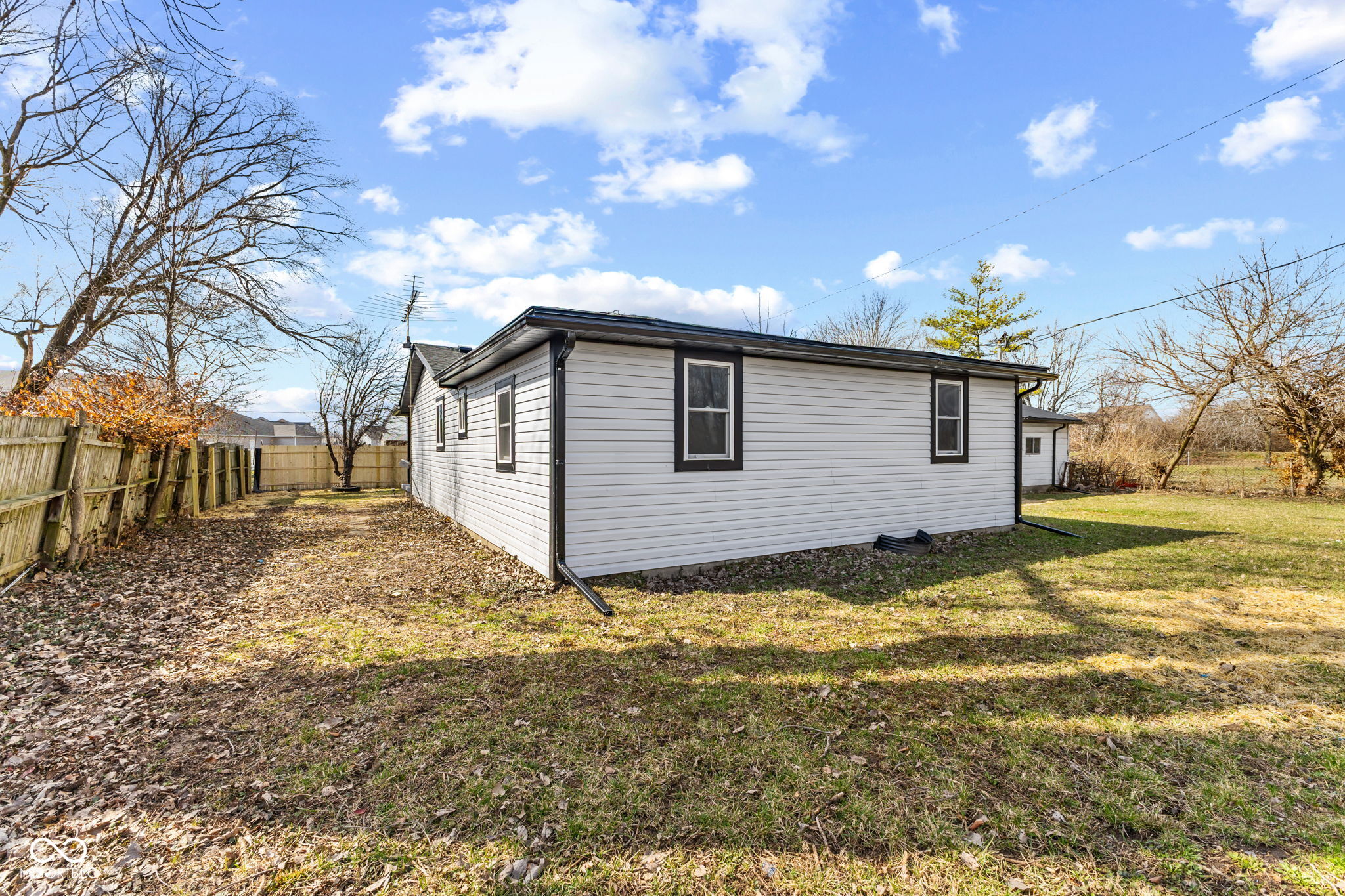 4533 Gordon Drive