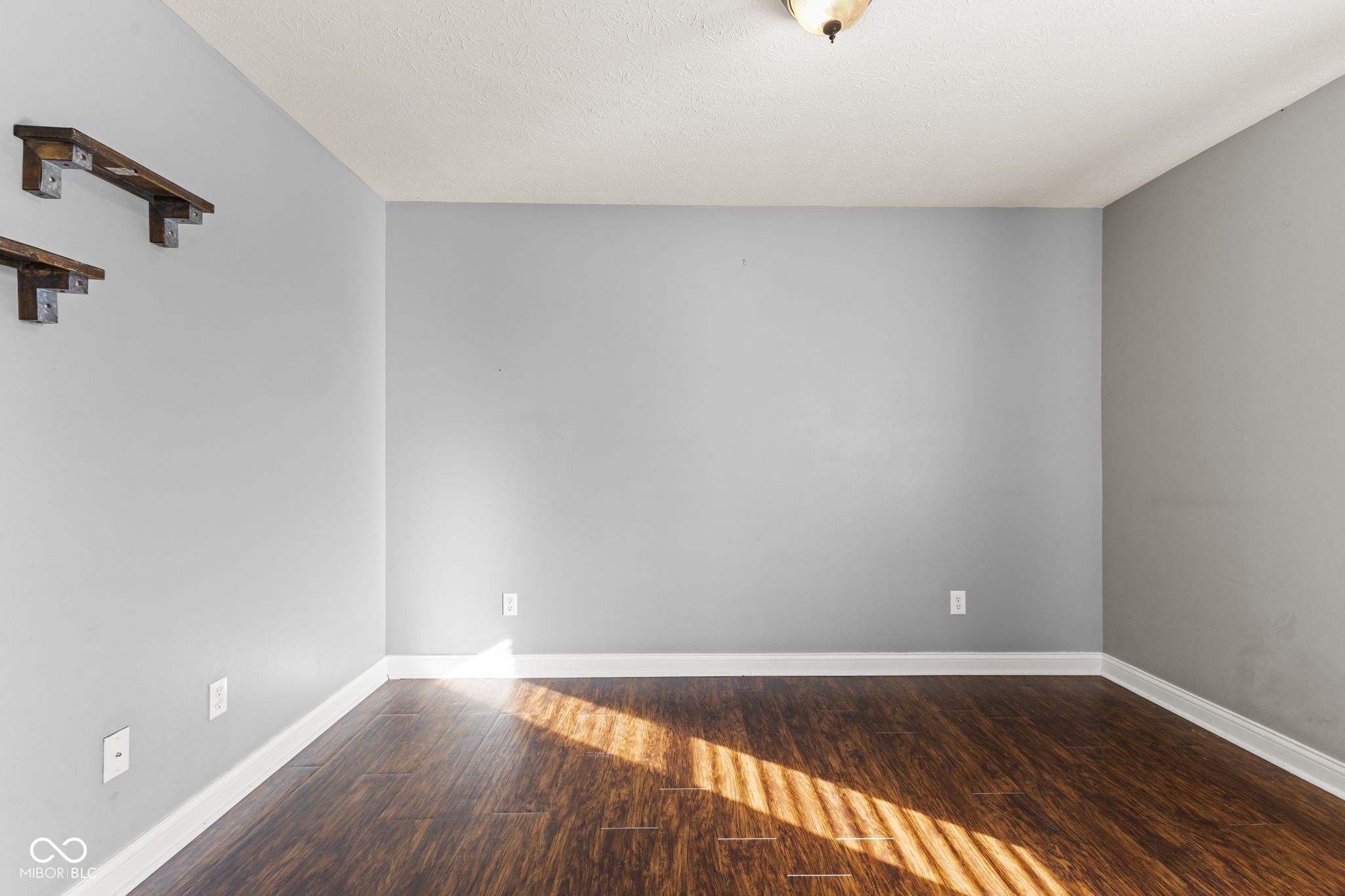 1117 Foxtail Drive