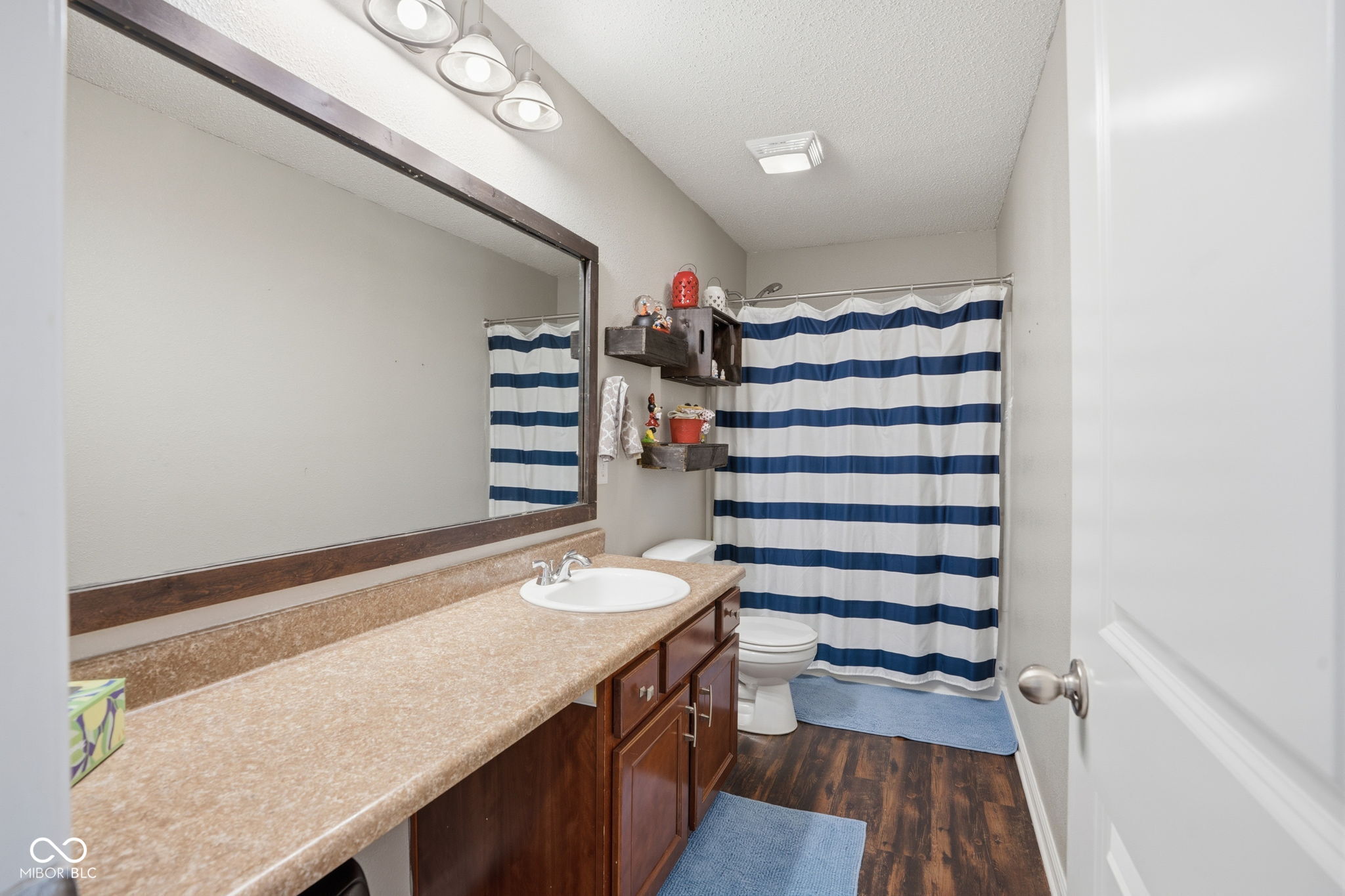 5239 Bombay Drive