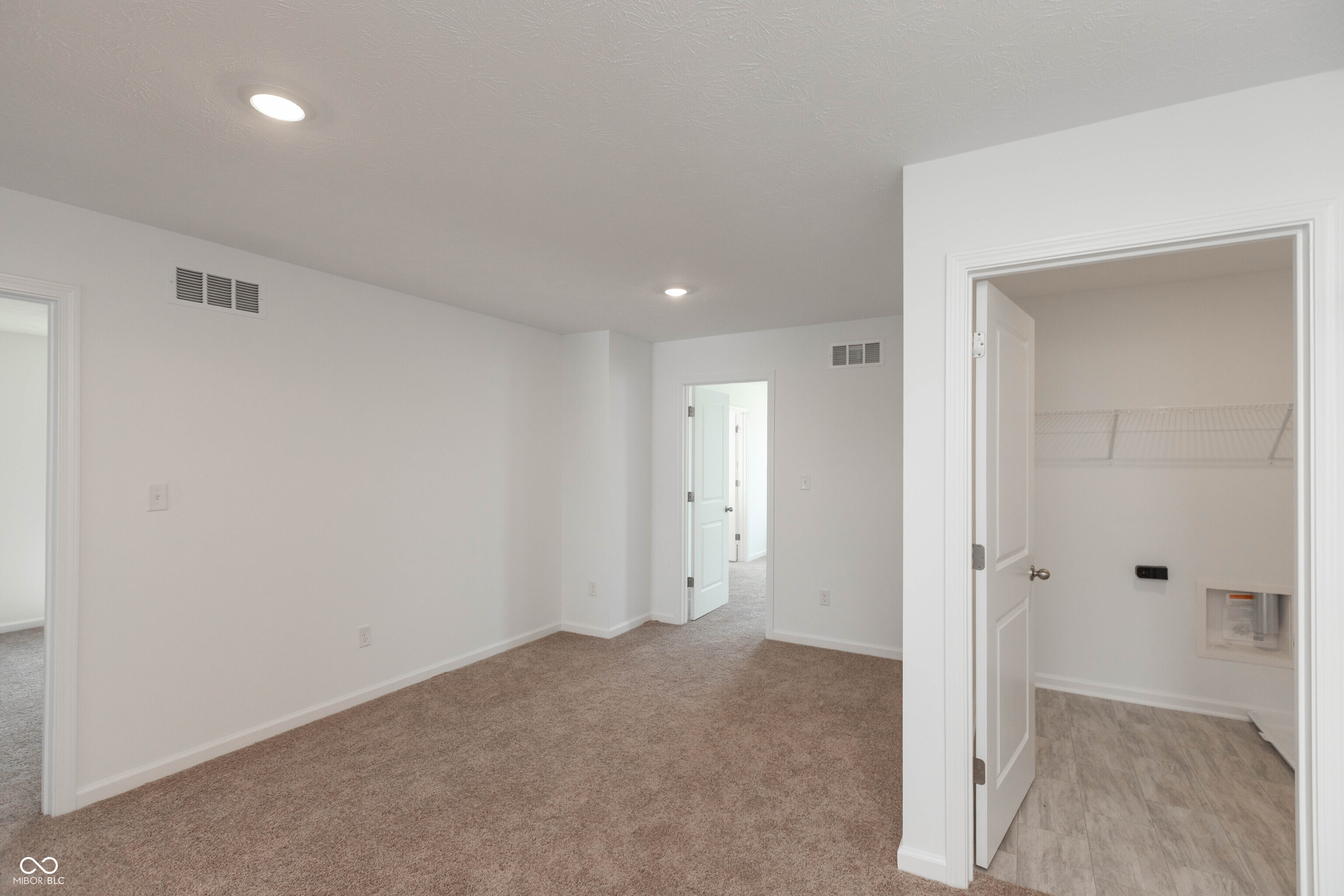 7615 SEBASTIAN Place