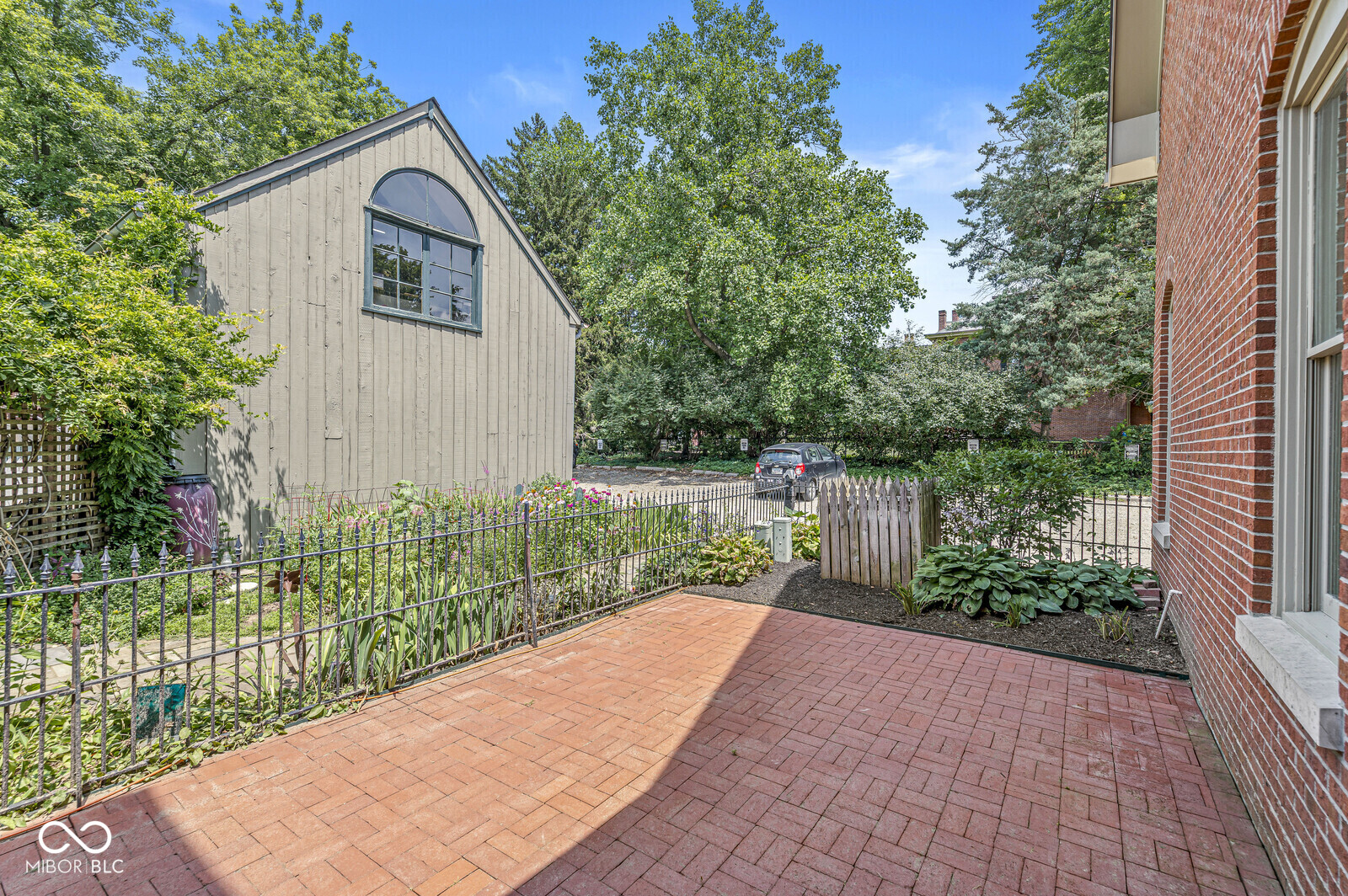 331 N East Street