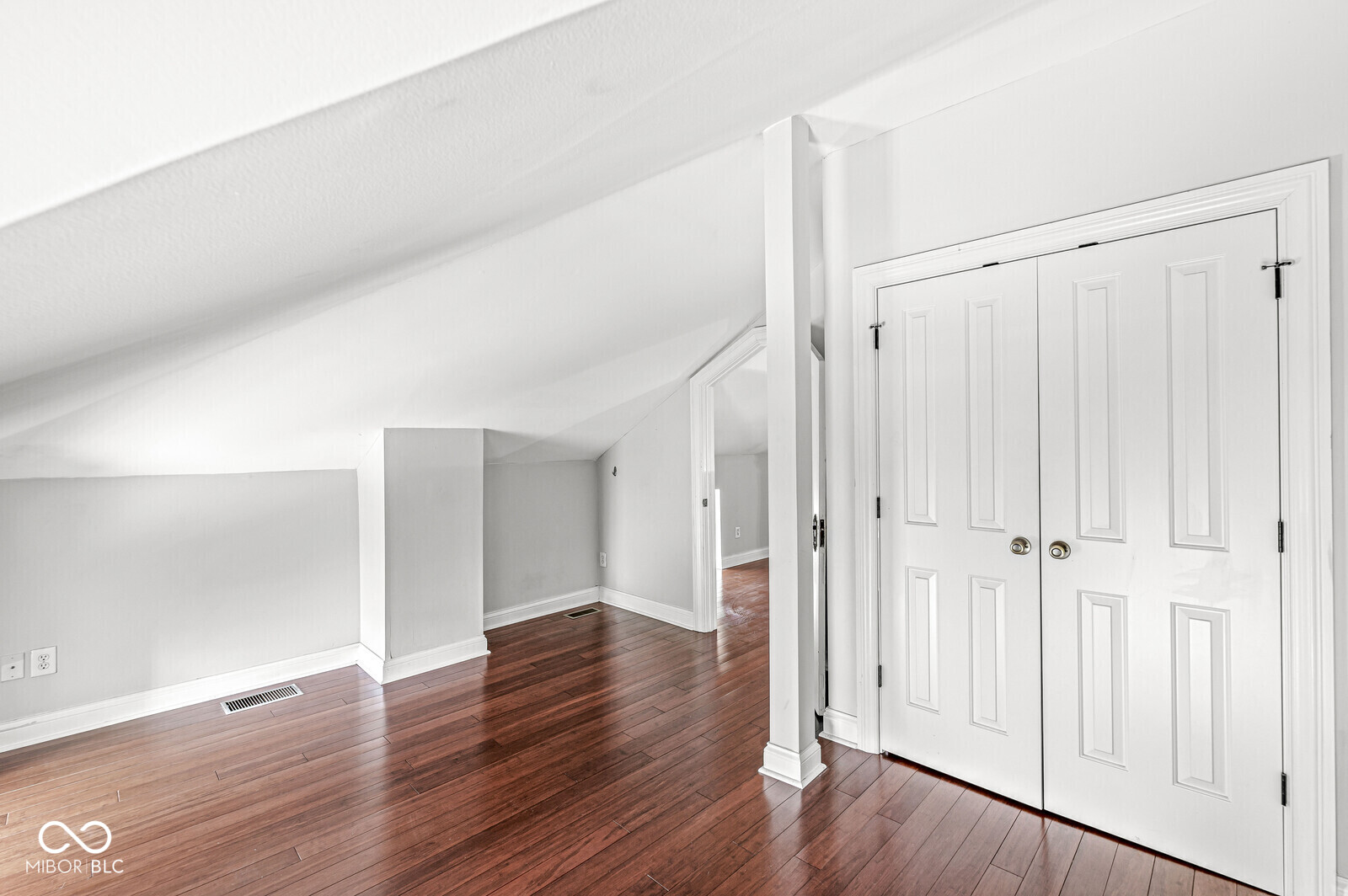 331 N East Street