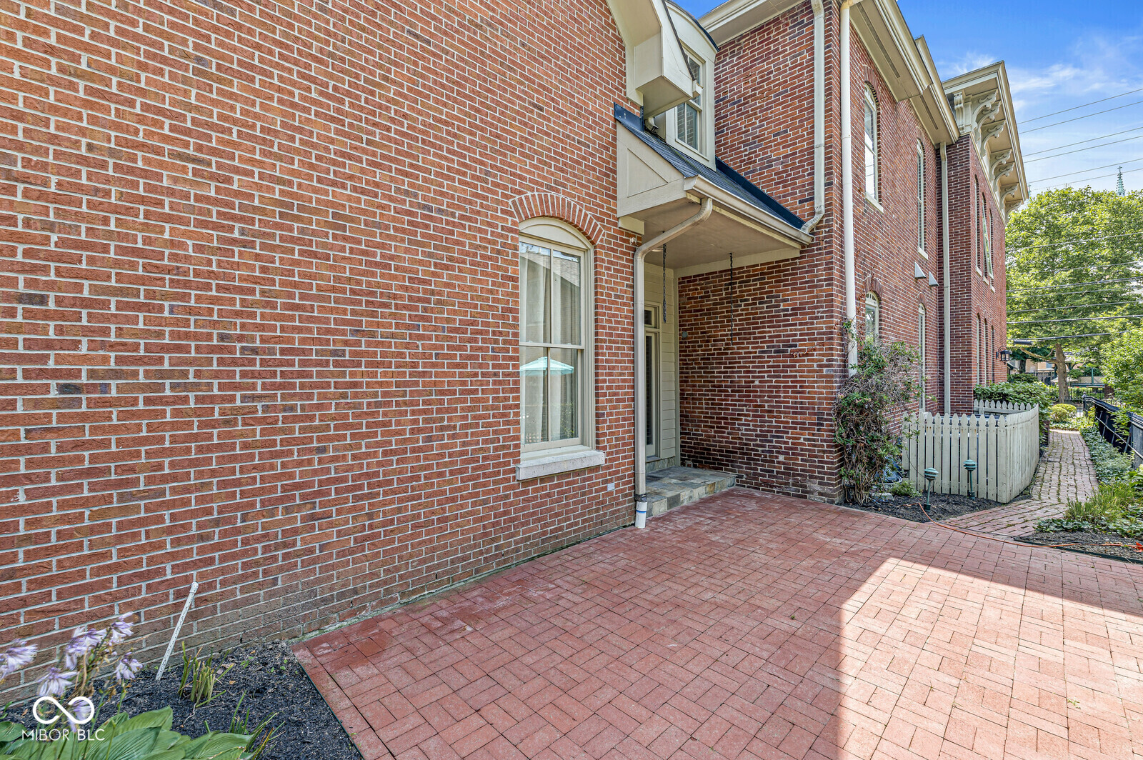 331 N East Street