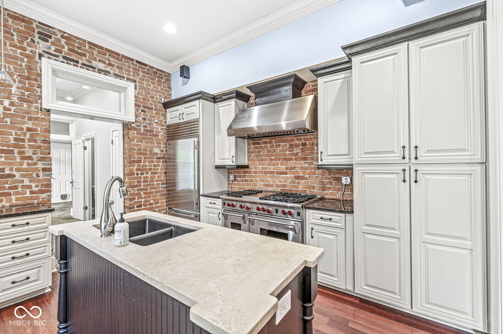 331 N East Street