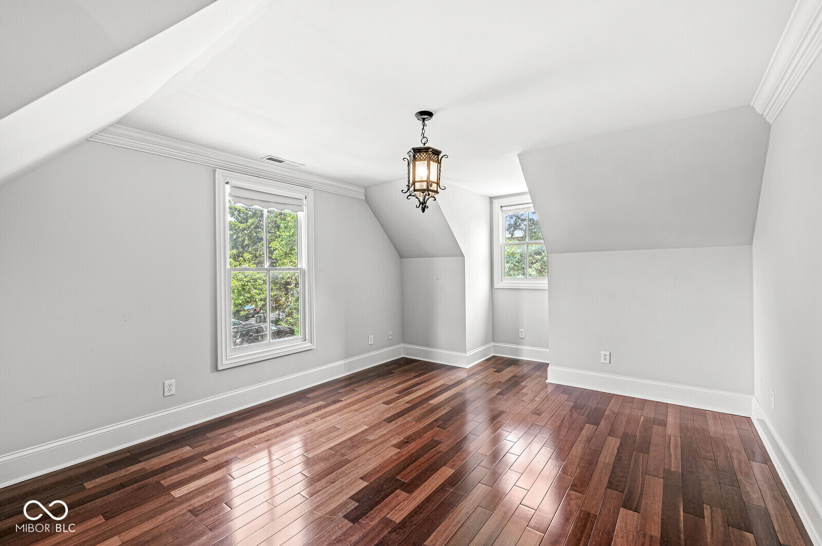 331 N East Street