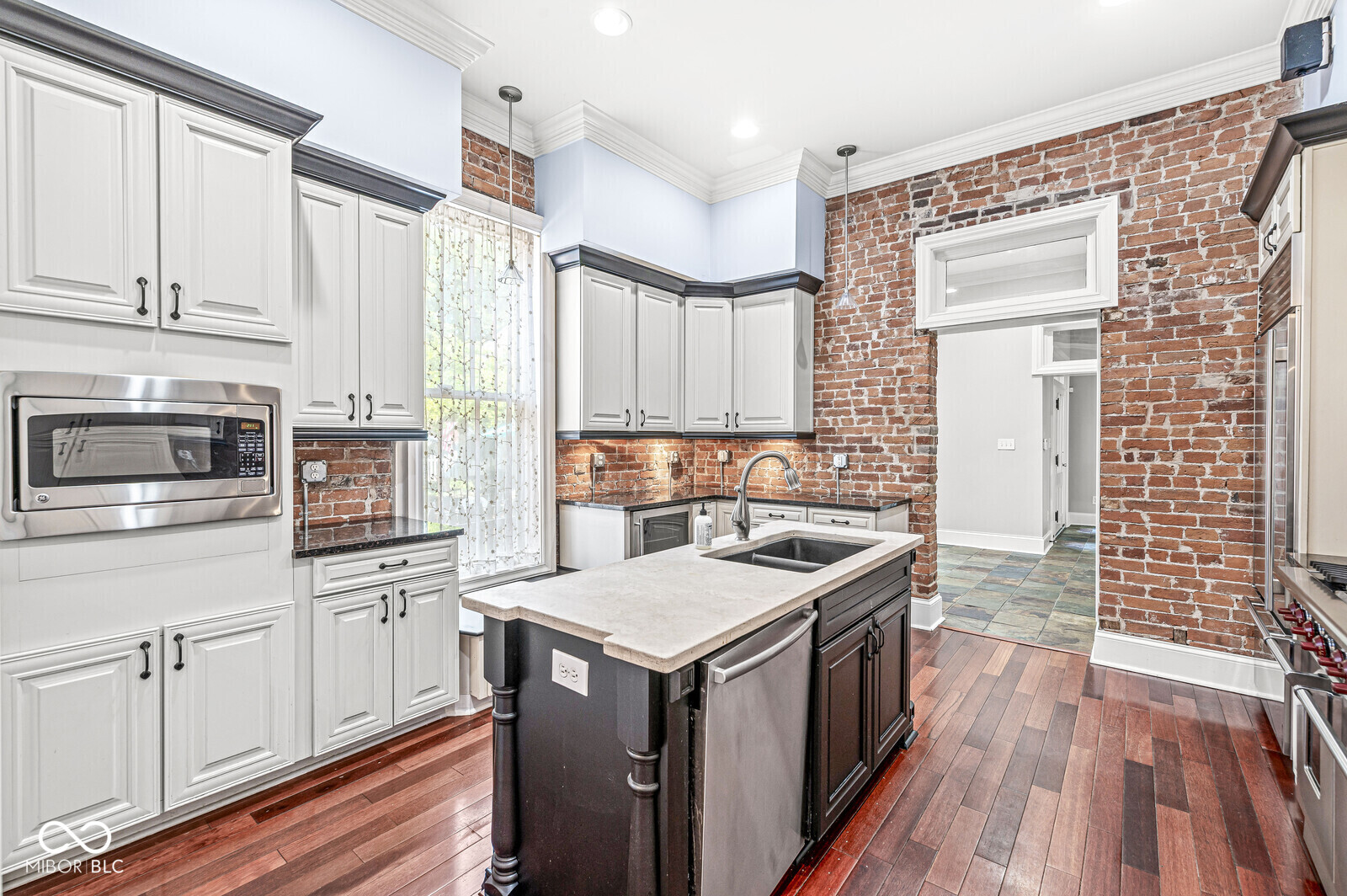 331 N East Street