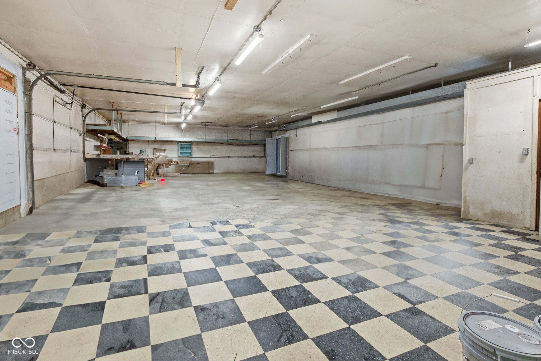 3020 N County Road 800 E