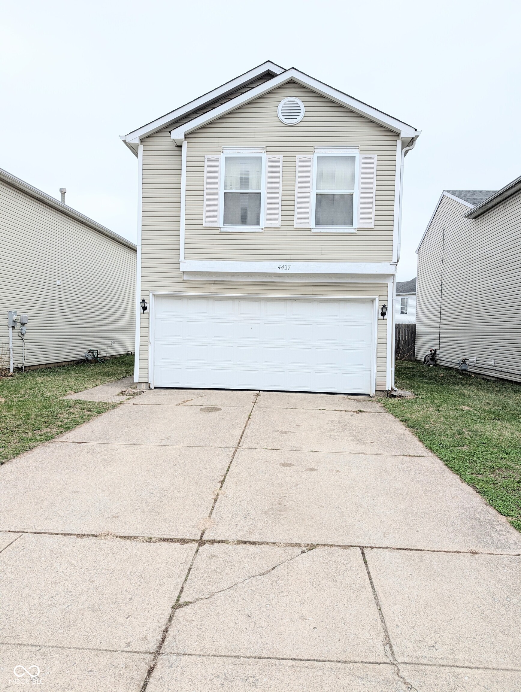 4437 Fullwood Court