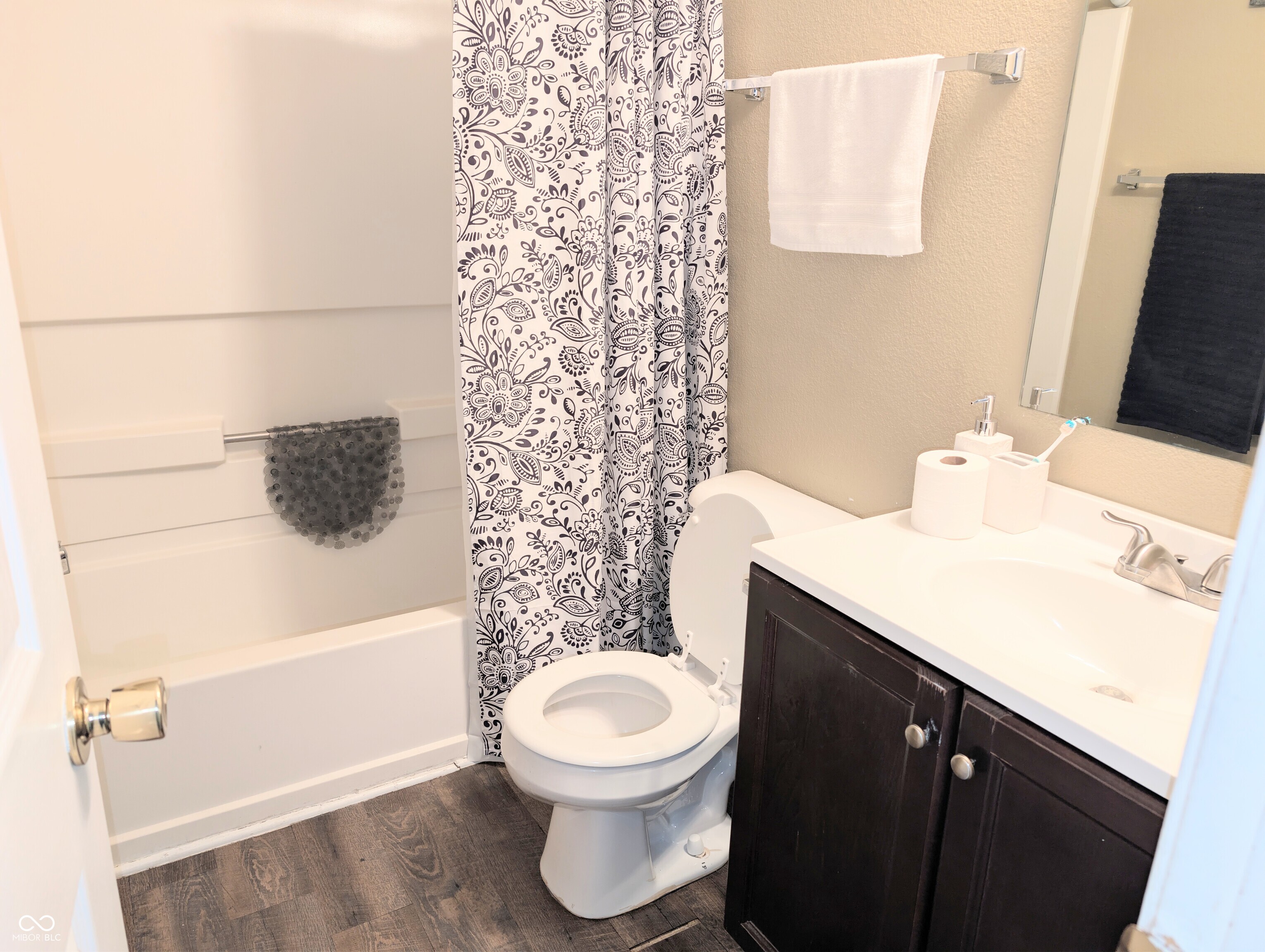4437 Fullwood Court