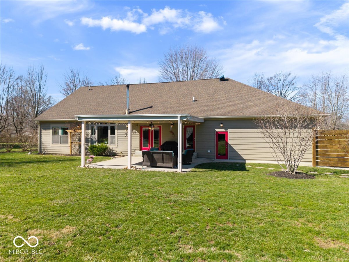 1247 N County Road 900 E