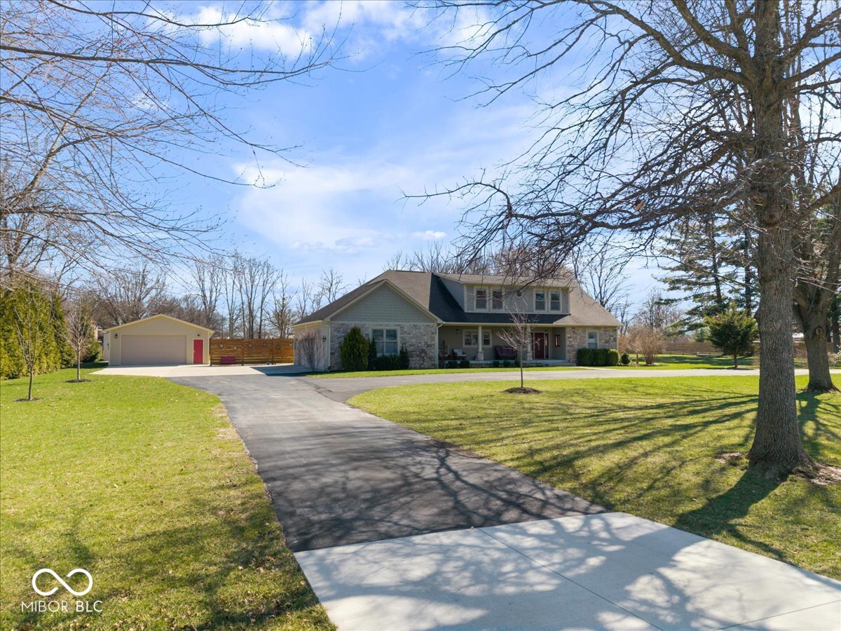 1247 N County Road 900 E