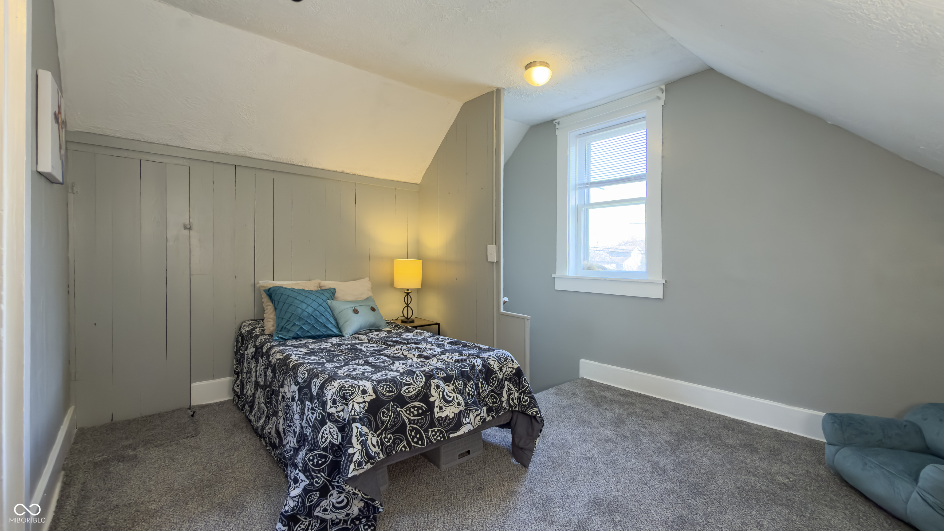 10 W Harrison Street