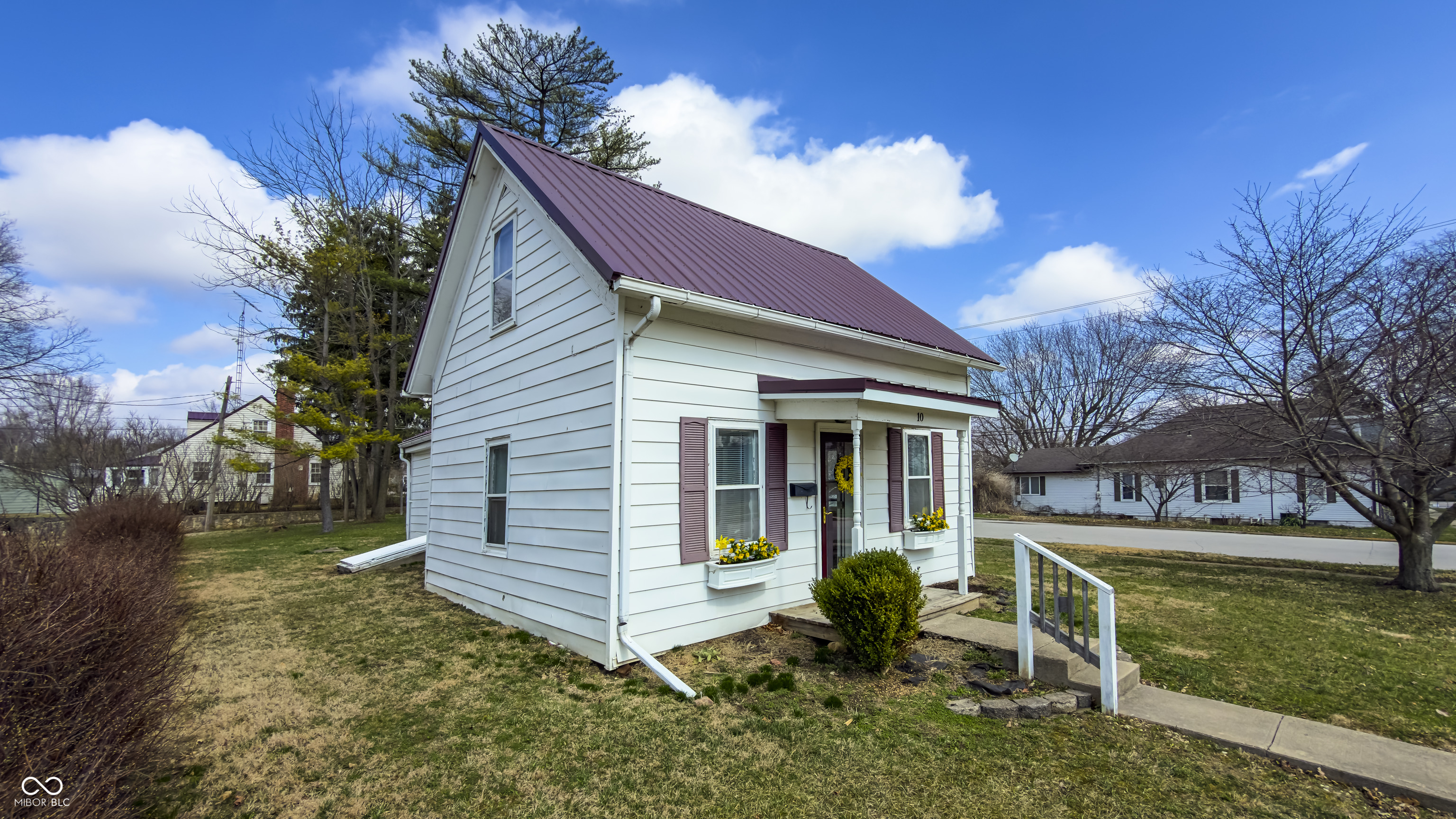 10 W Harrison Street