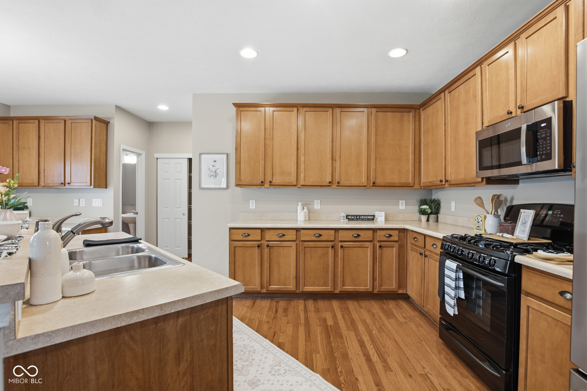 3010 Da Vinci Drive