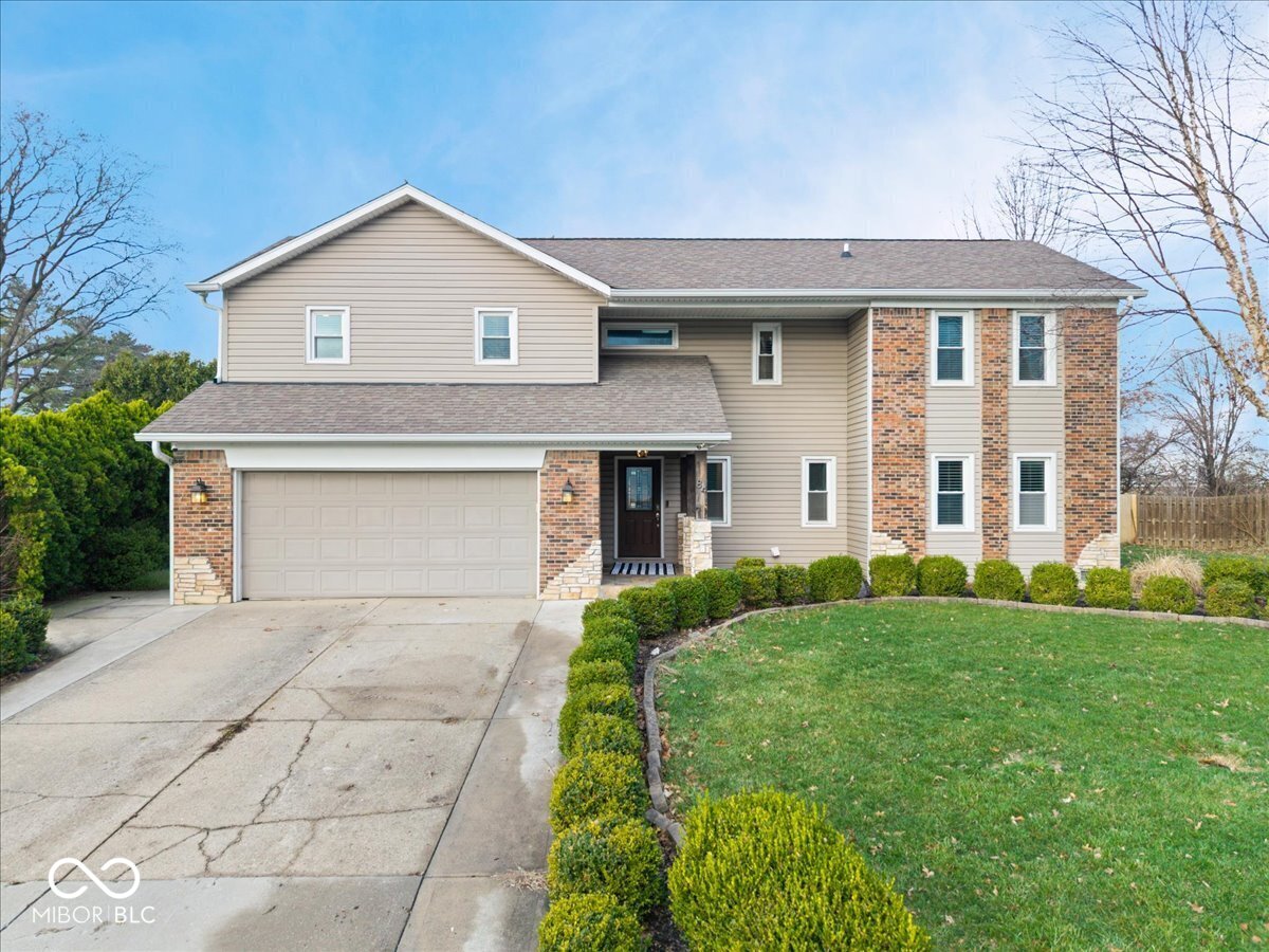 84 Glenbrook Lane