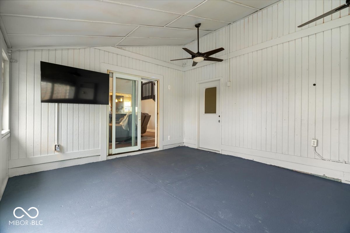 84 Glenbrook Lane
