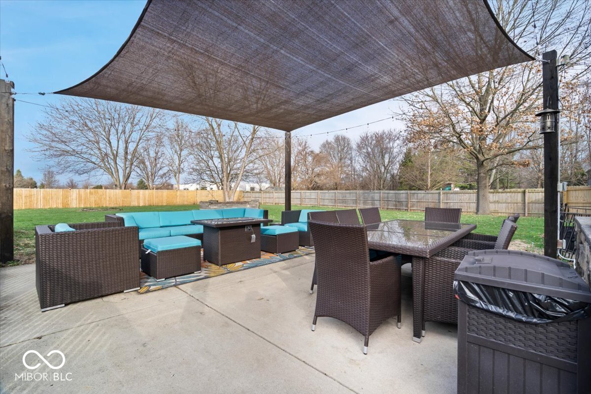 84 Glenbrook Lane
