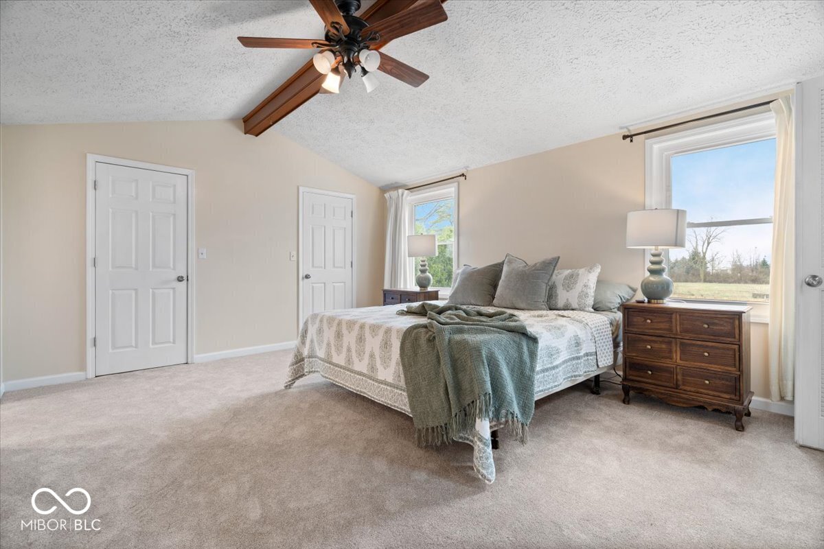 84 Glenbrook Lane