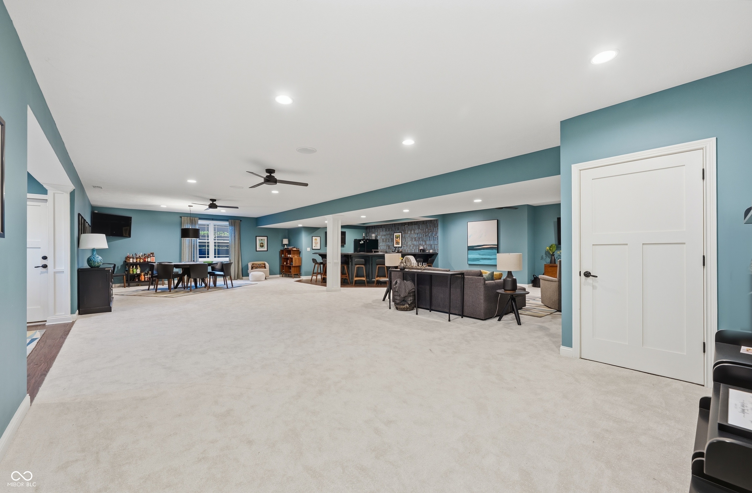 751 Willow Pointe South Drive