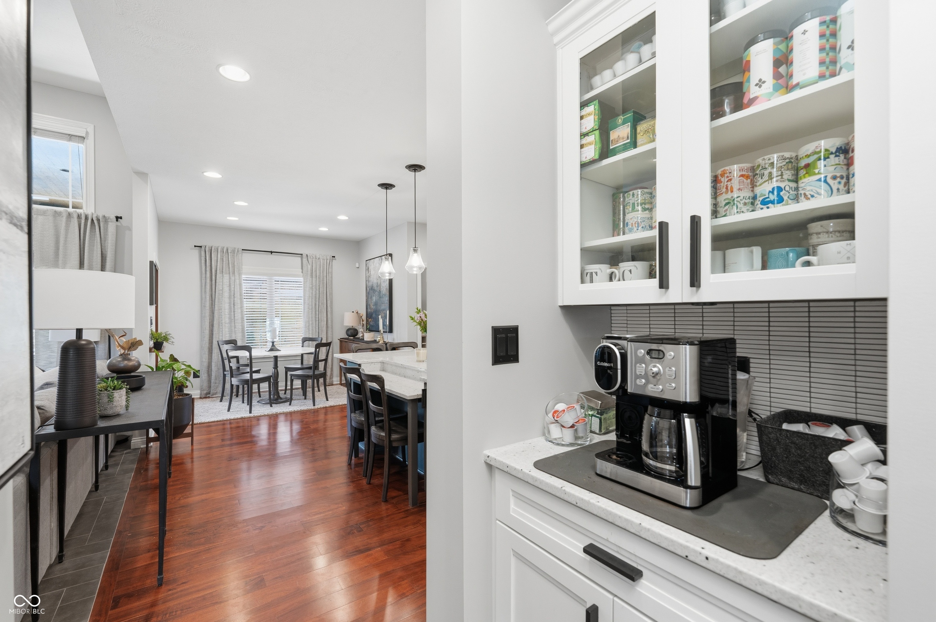 751 Willow Pointe South Drive