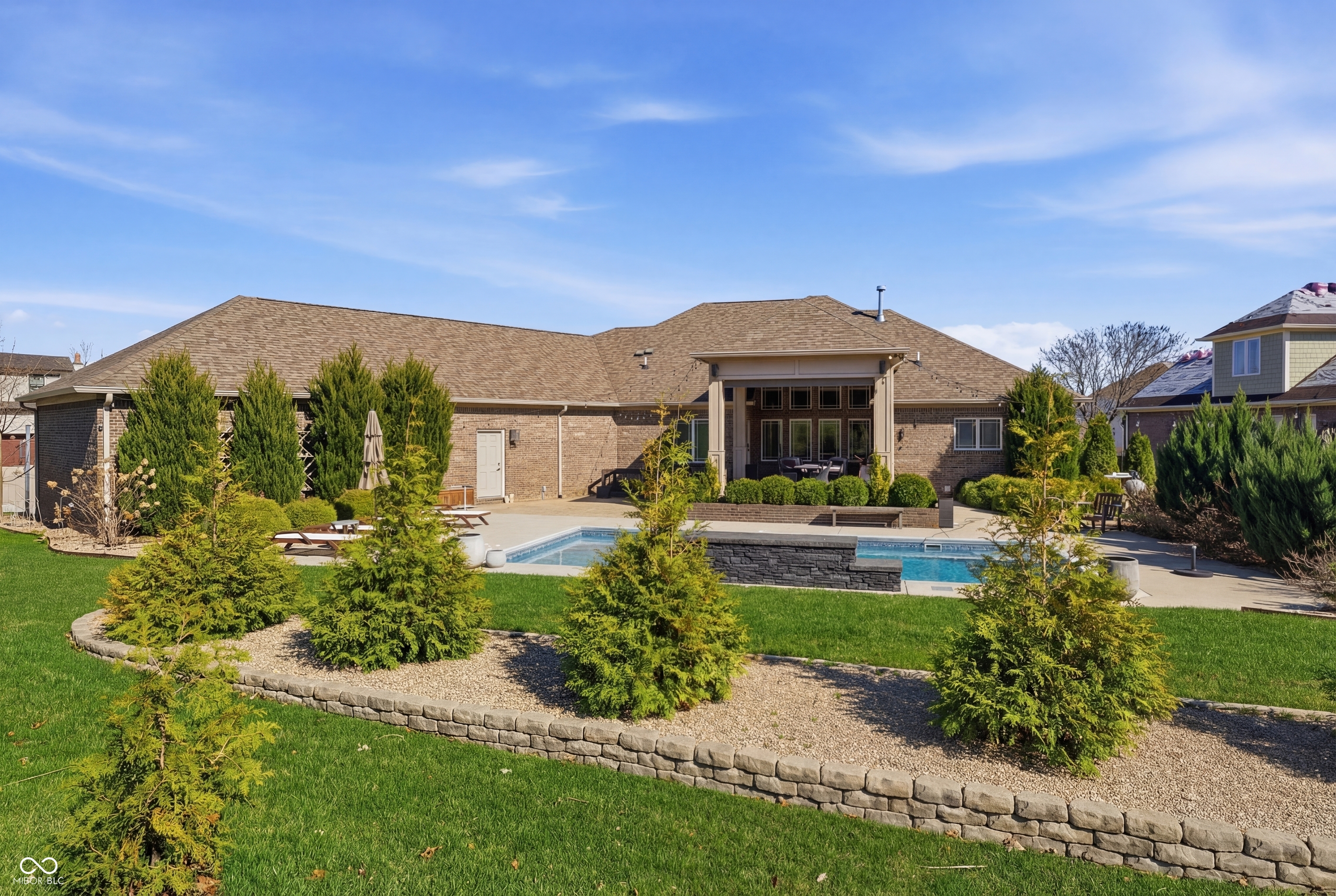 751 Willow Pointe South Drive
