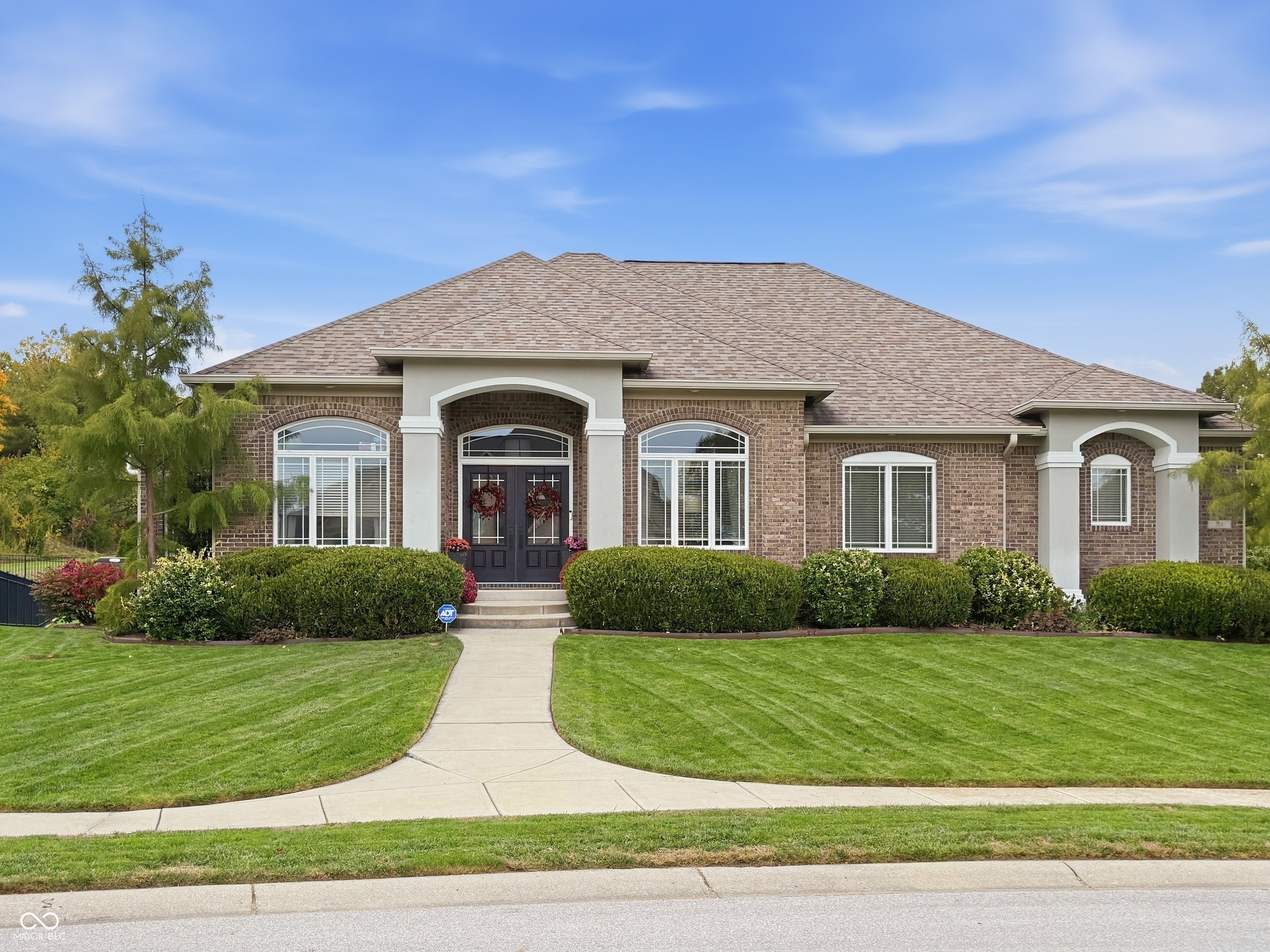 751 Willow Pointe South Drive