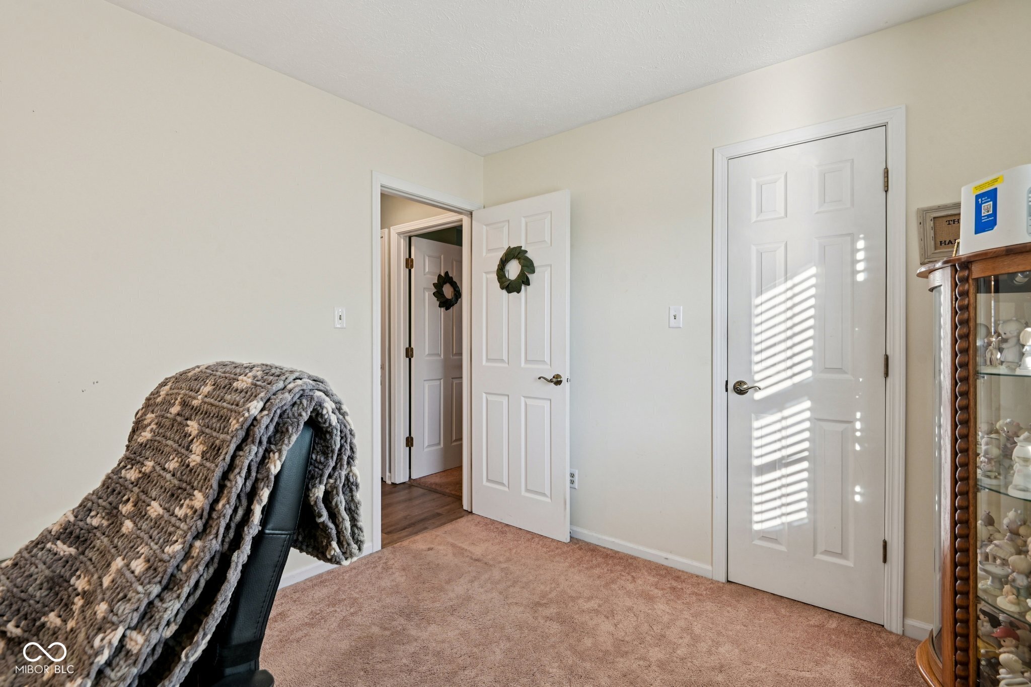 6 Kristelli Court