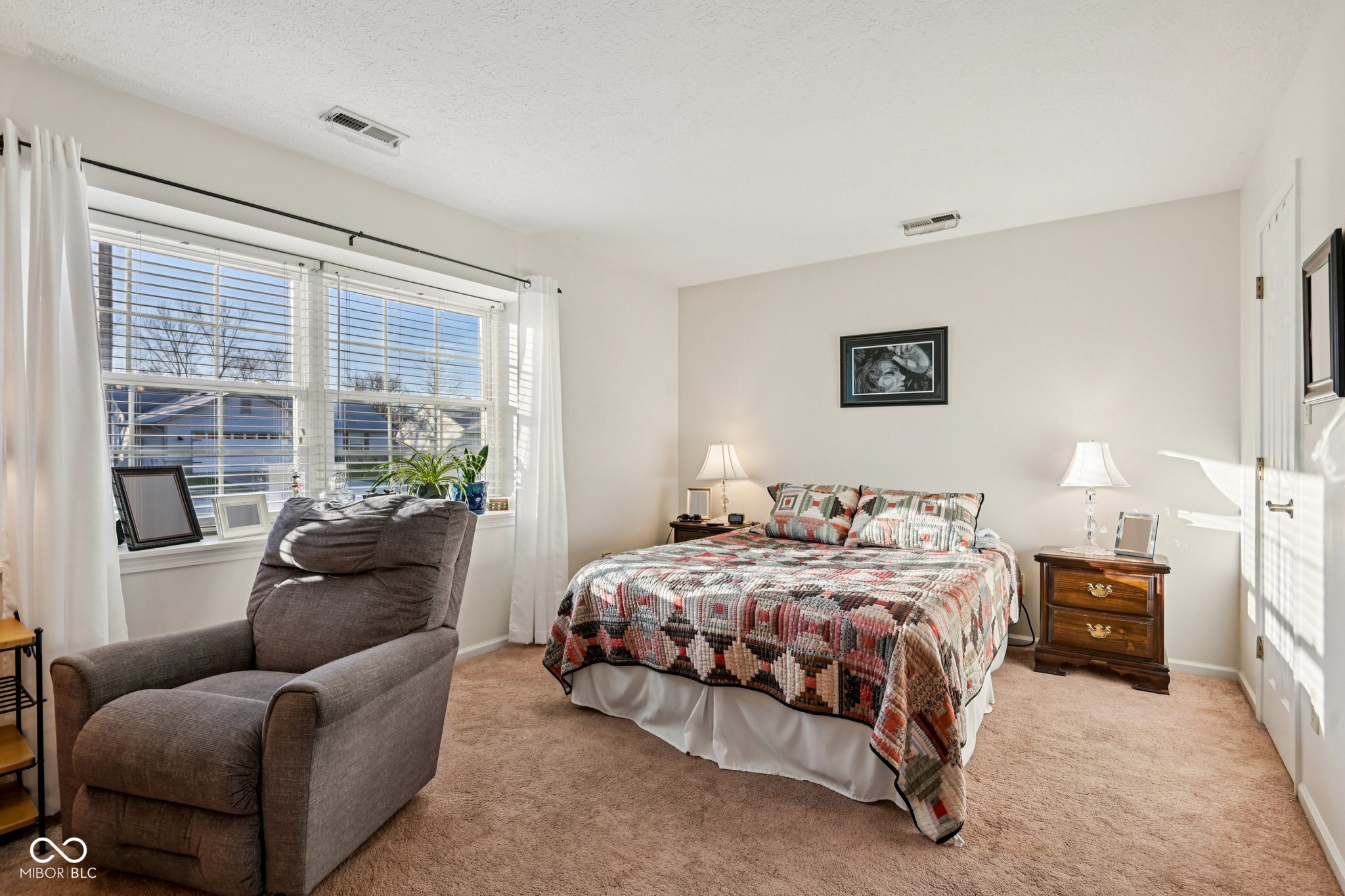 6 Kristelli Court