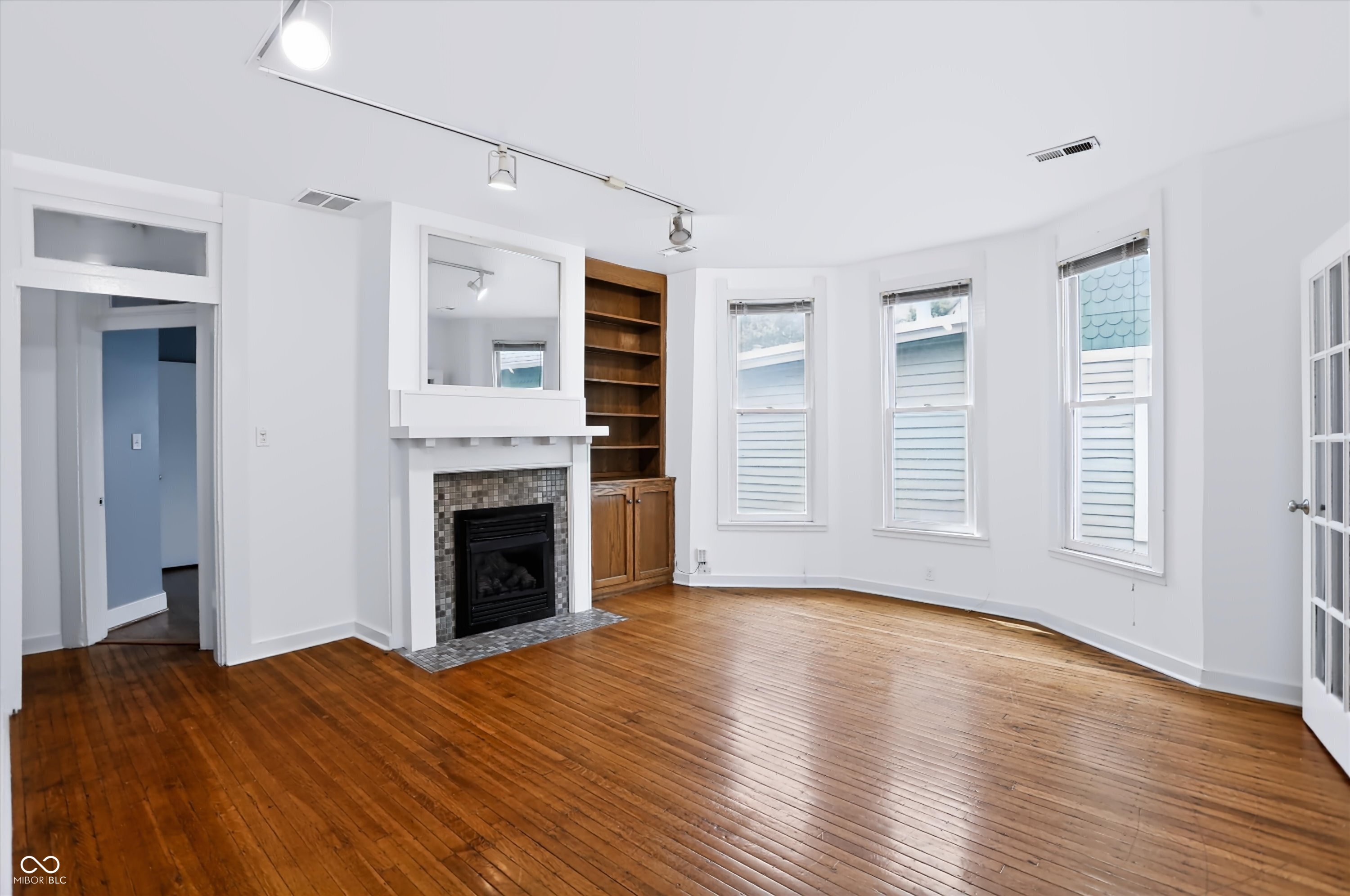 1455 N New Jersey Street Unit: 3