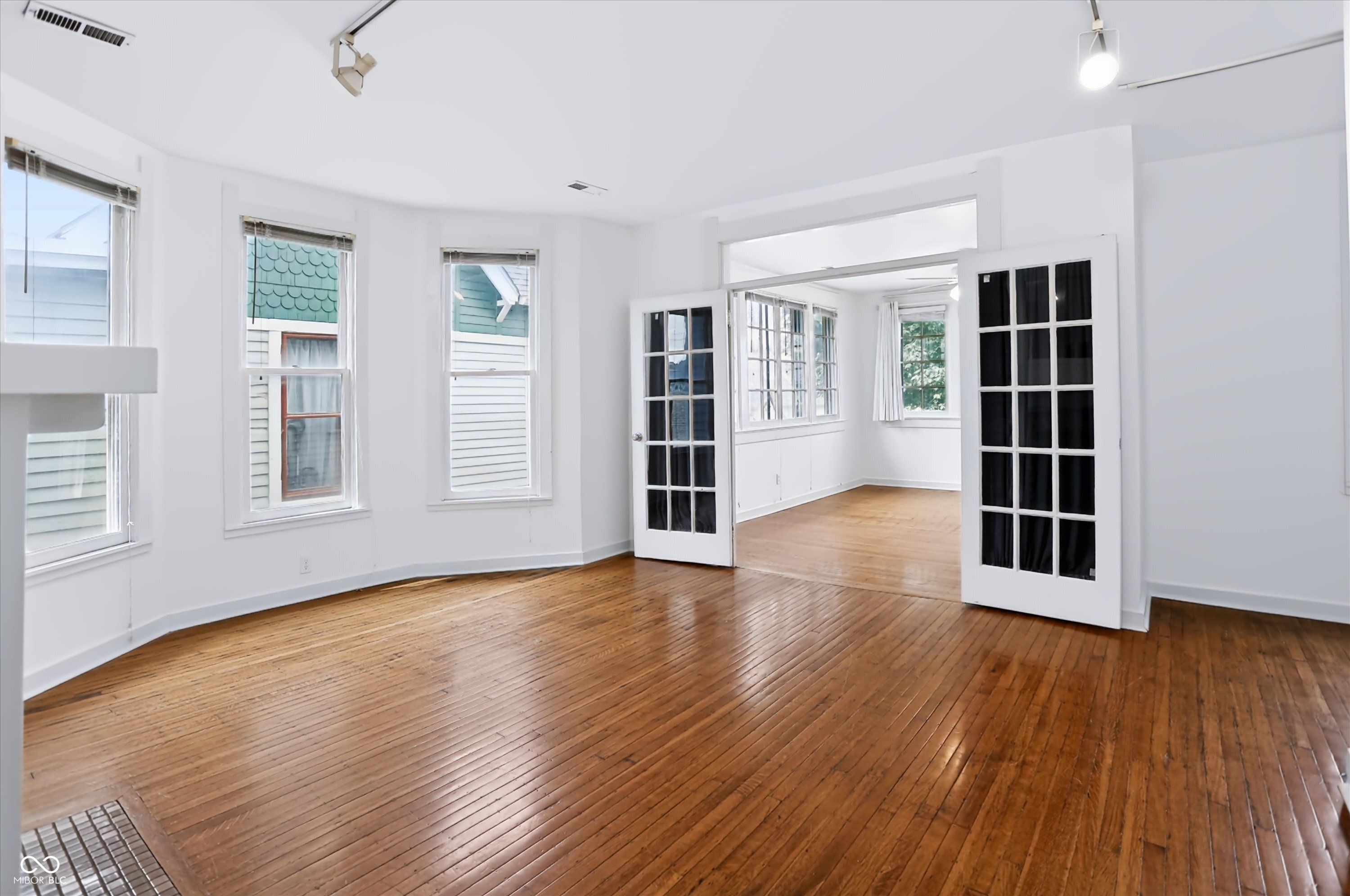 1455 N New Jersey Street Unit: 3