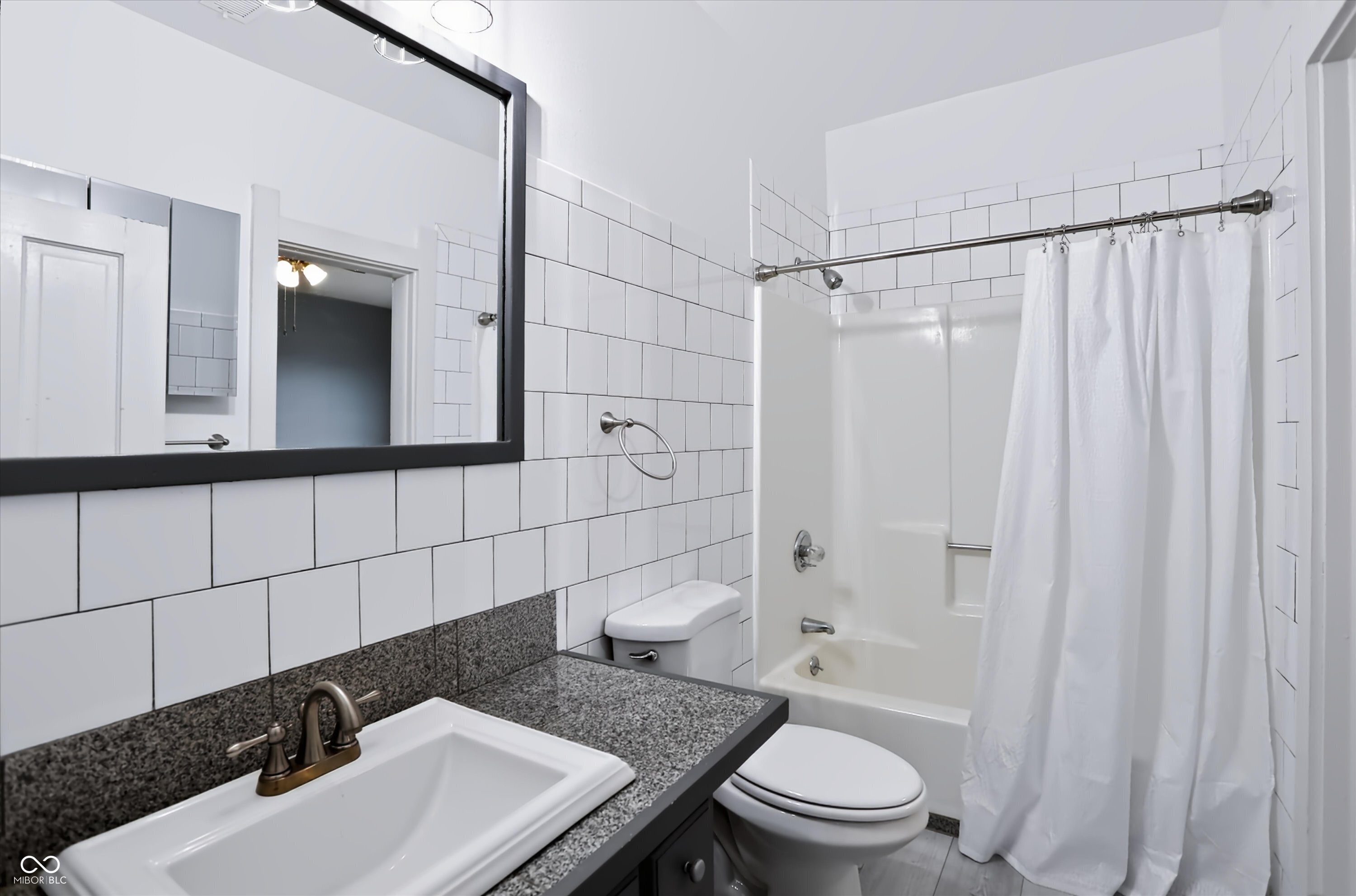 1455 N New Jersey Street Unit: 3