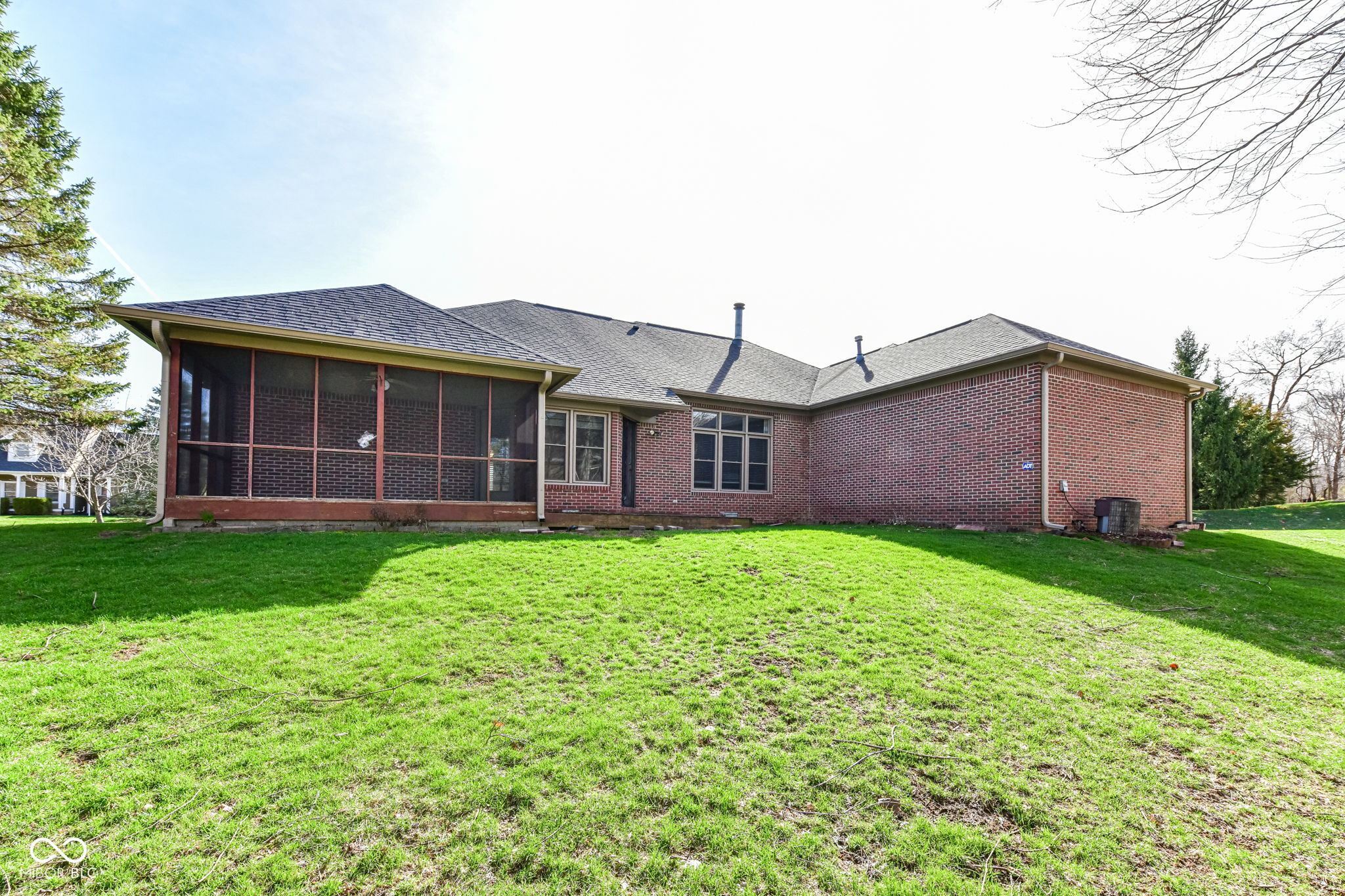 7830 Indian Pointe Drive