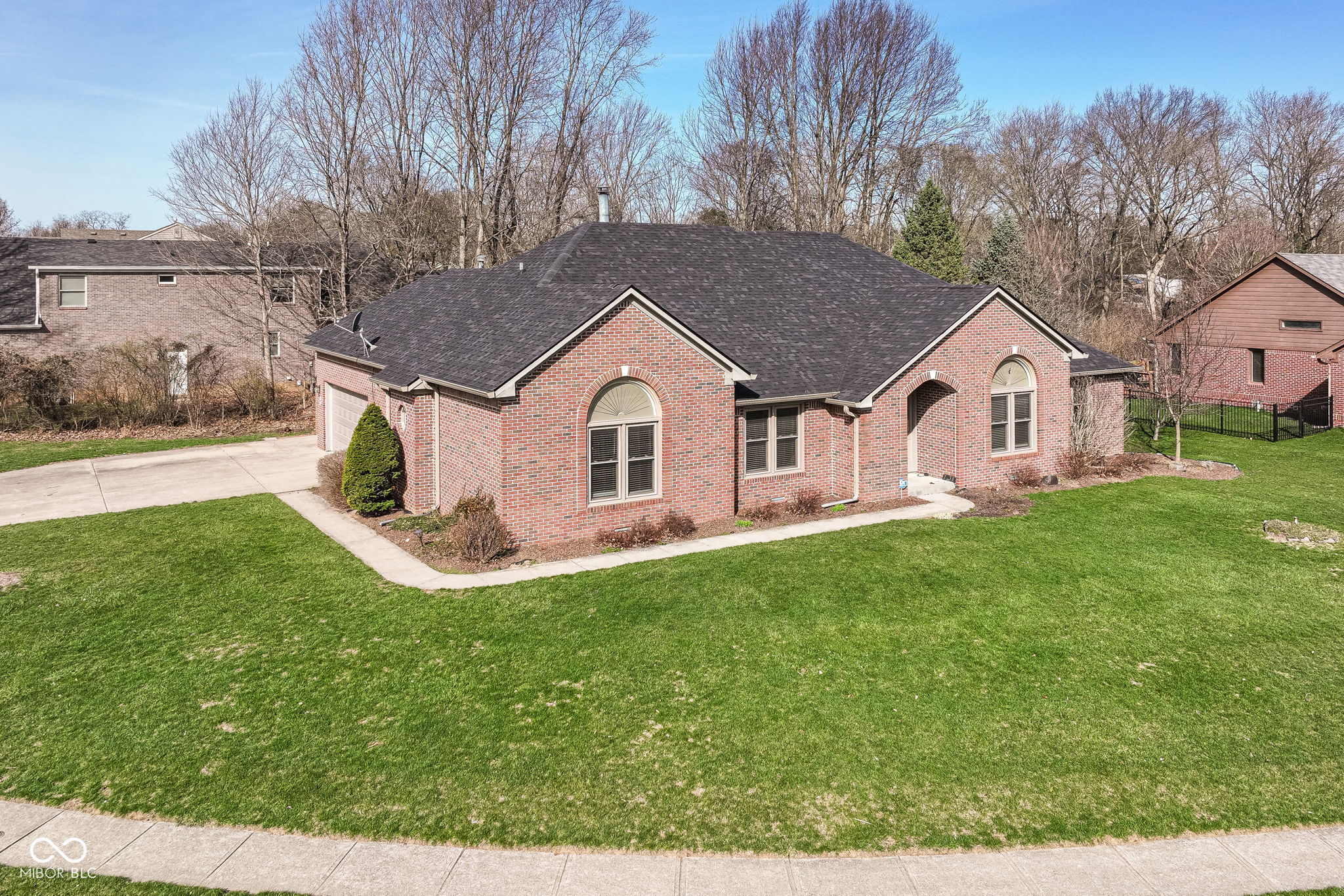 7830 Indian Pointe Drive