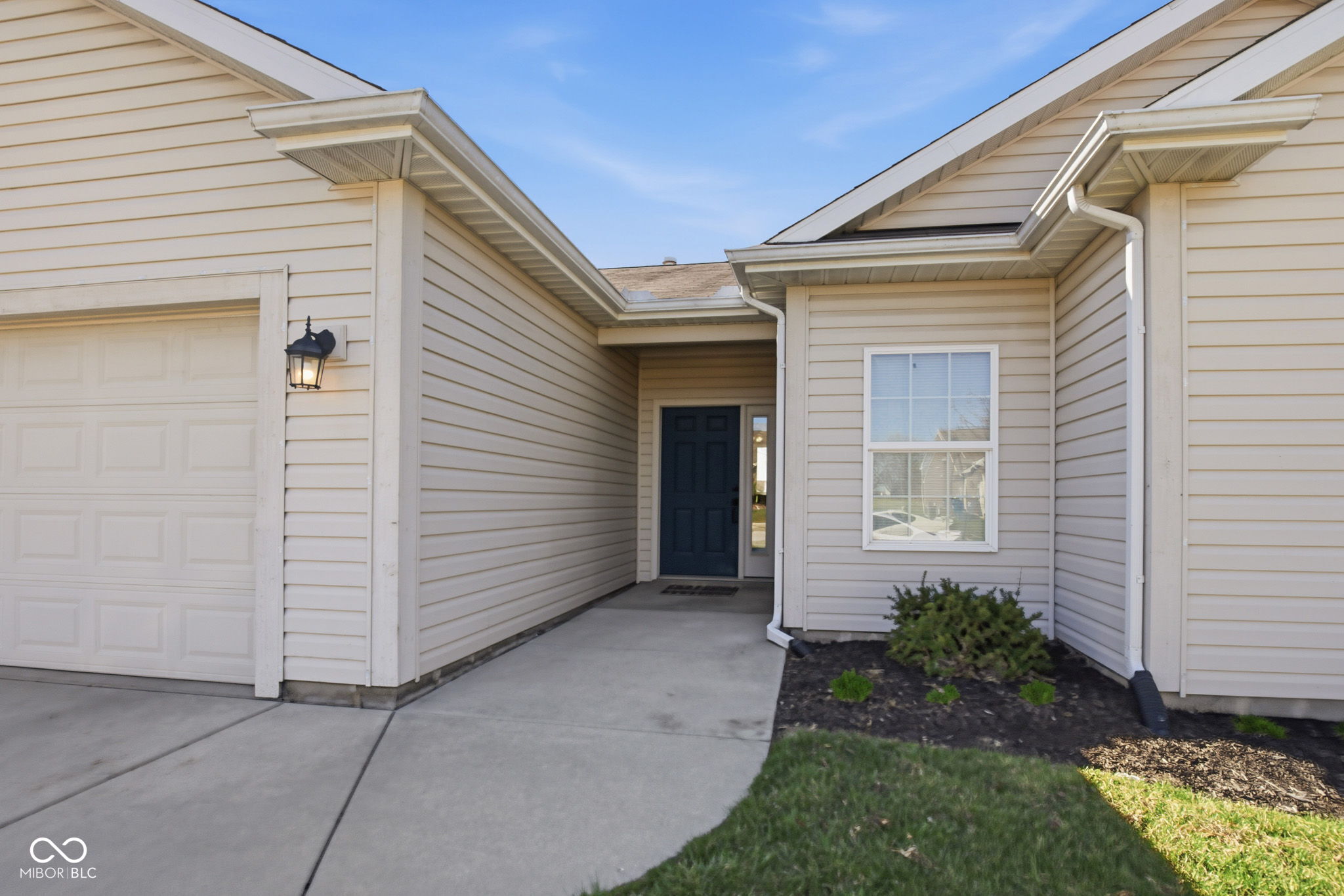 1408 Graybark Street