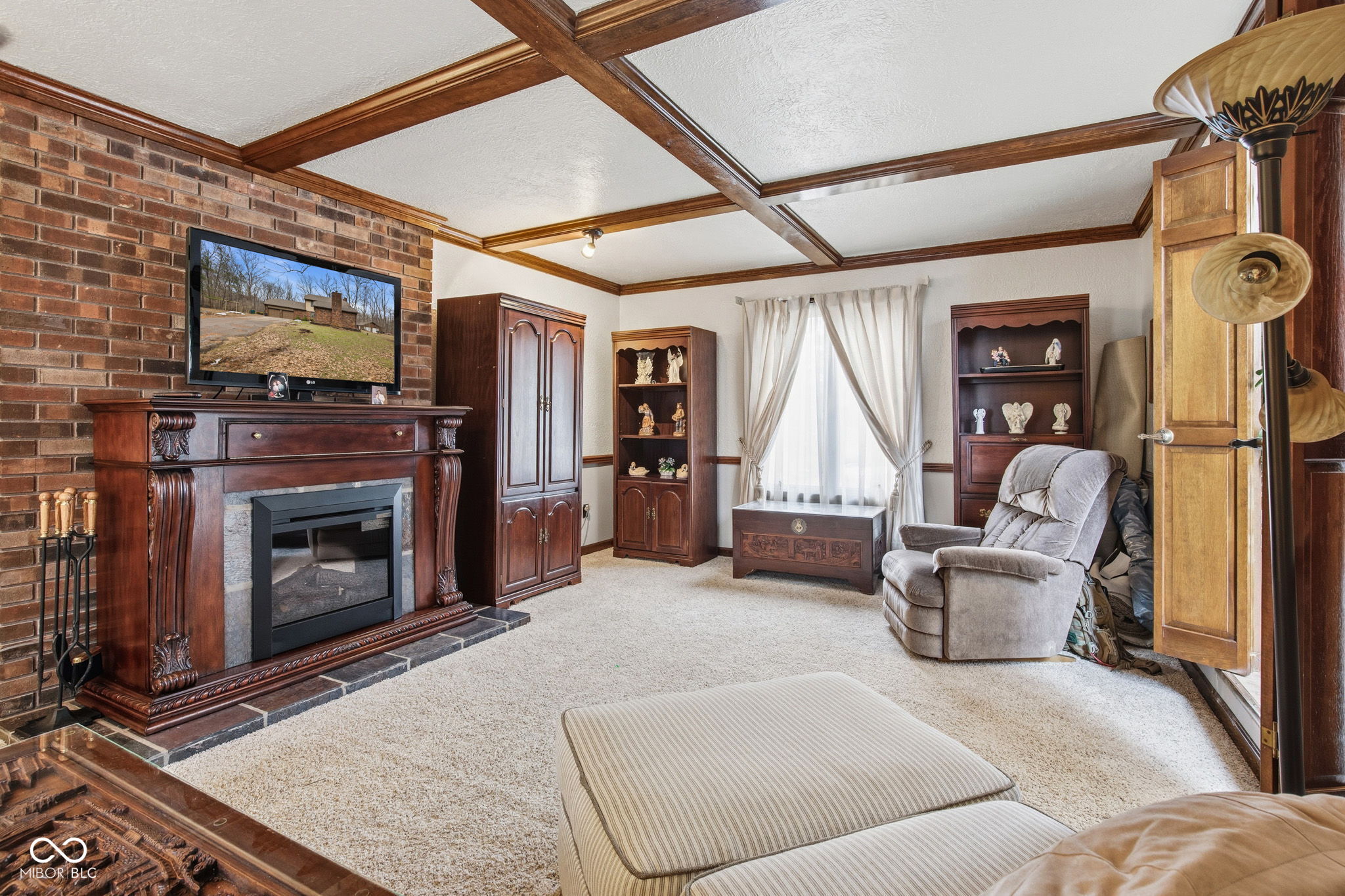 6796 E Woodland Court