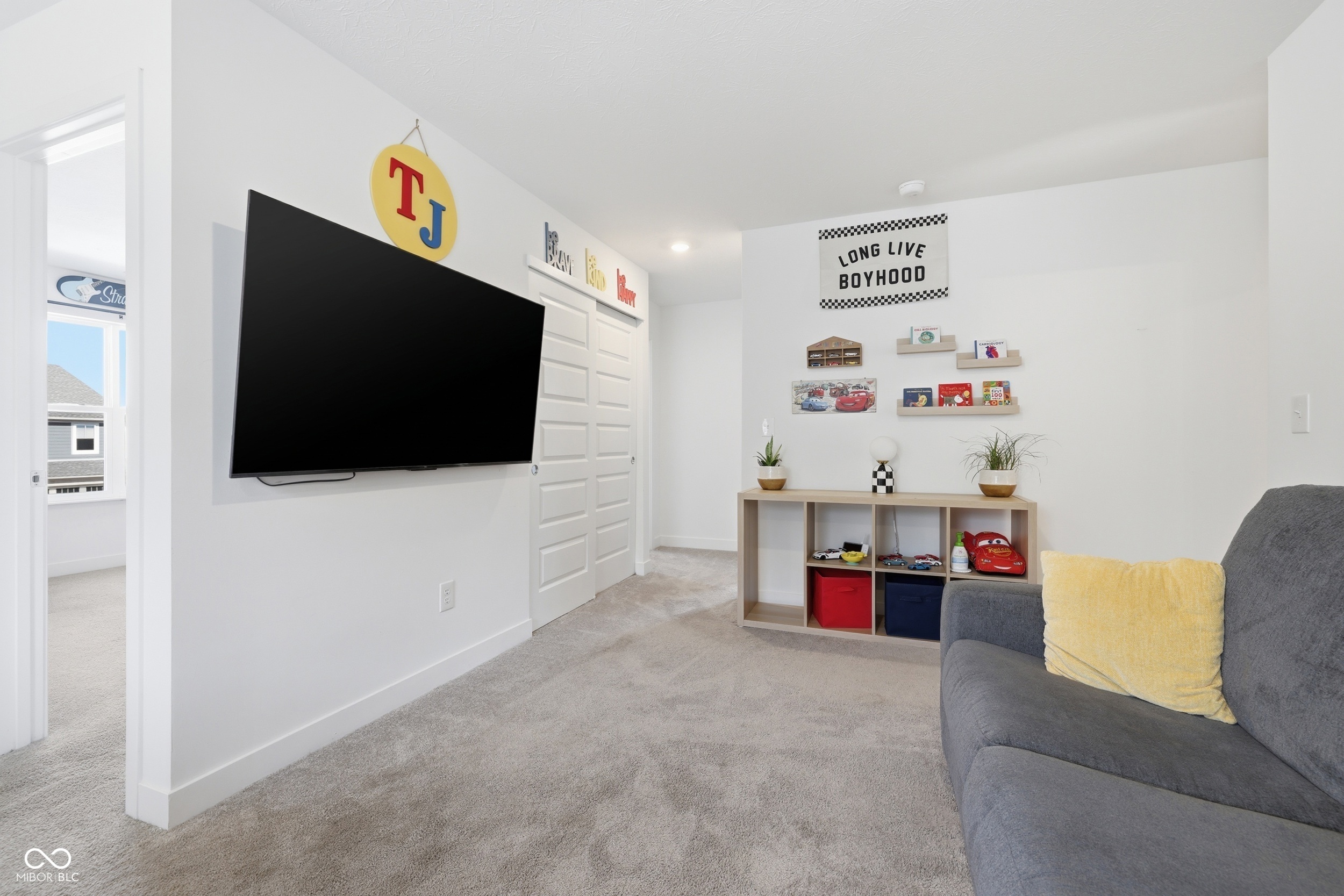 19328 Bald Cypress Court